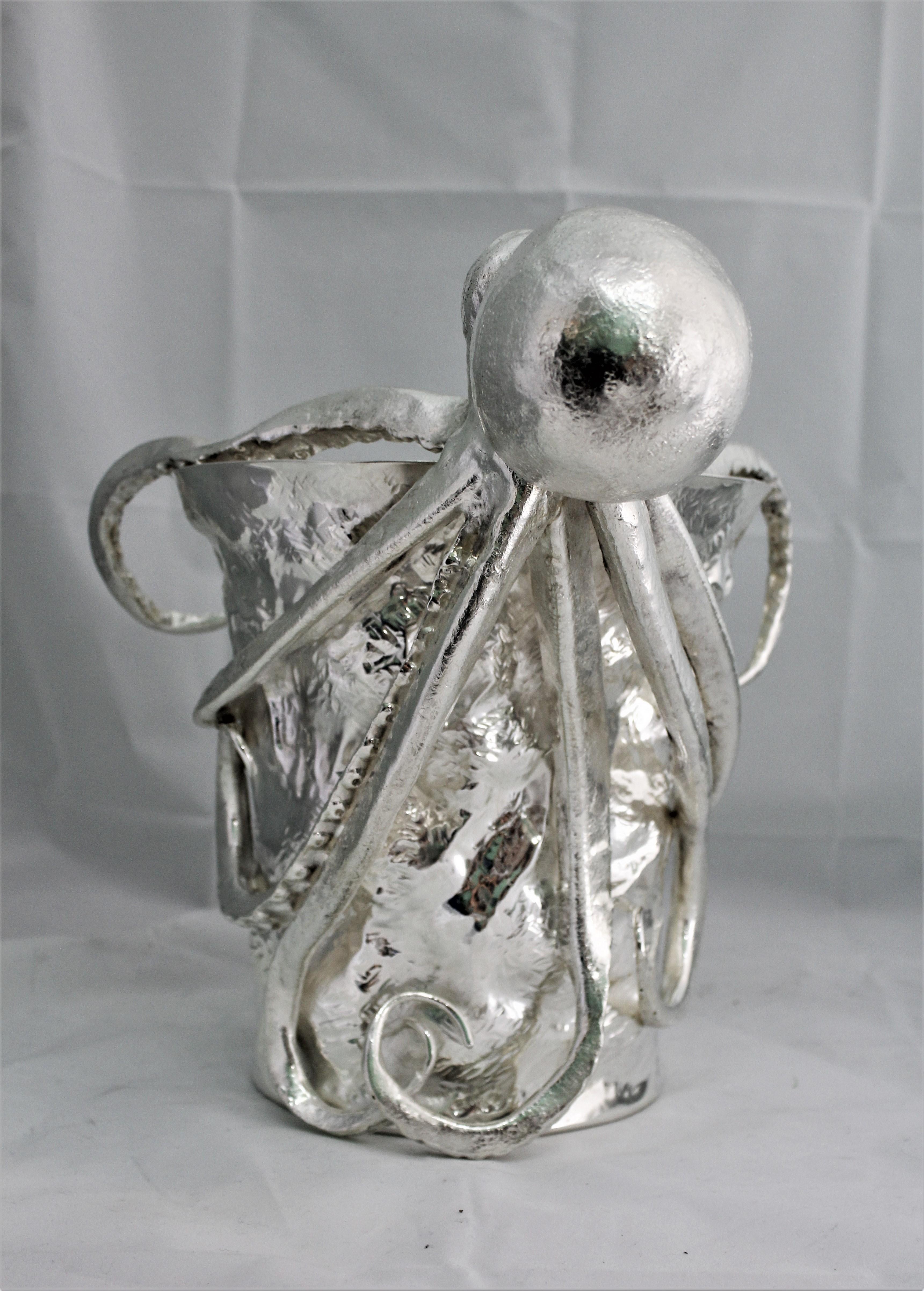 20th Century Pair of Artistic Octopus Silver Wine Coolers, Italy, 1930s For Sale 2