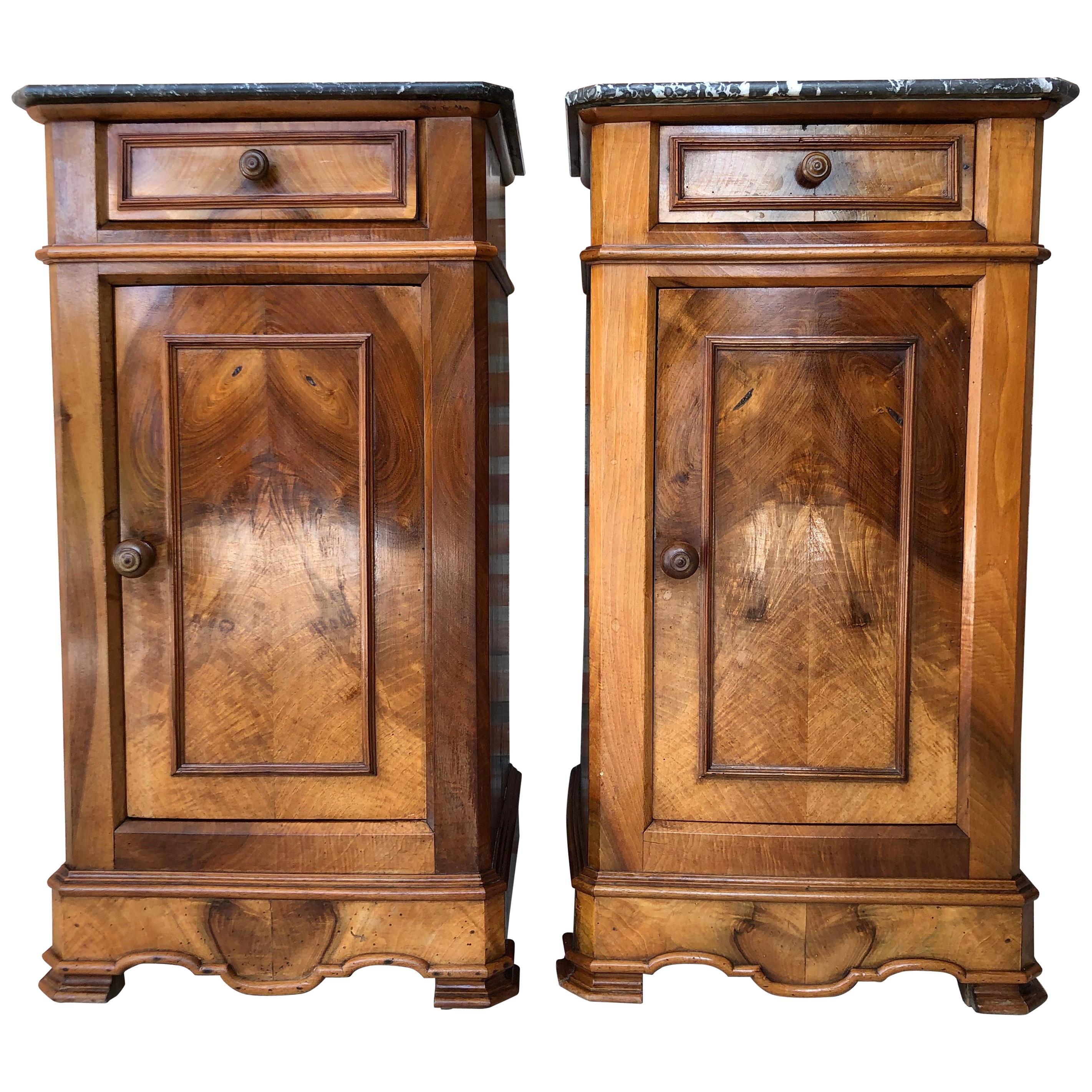 Pair of Modern White HiGloss and MarbleTop Nightstands at 1stDibs