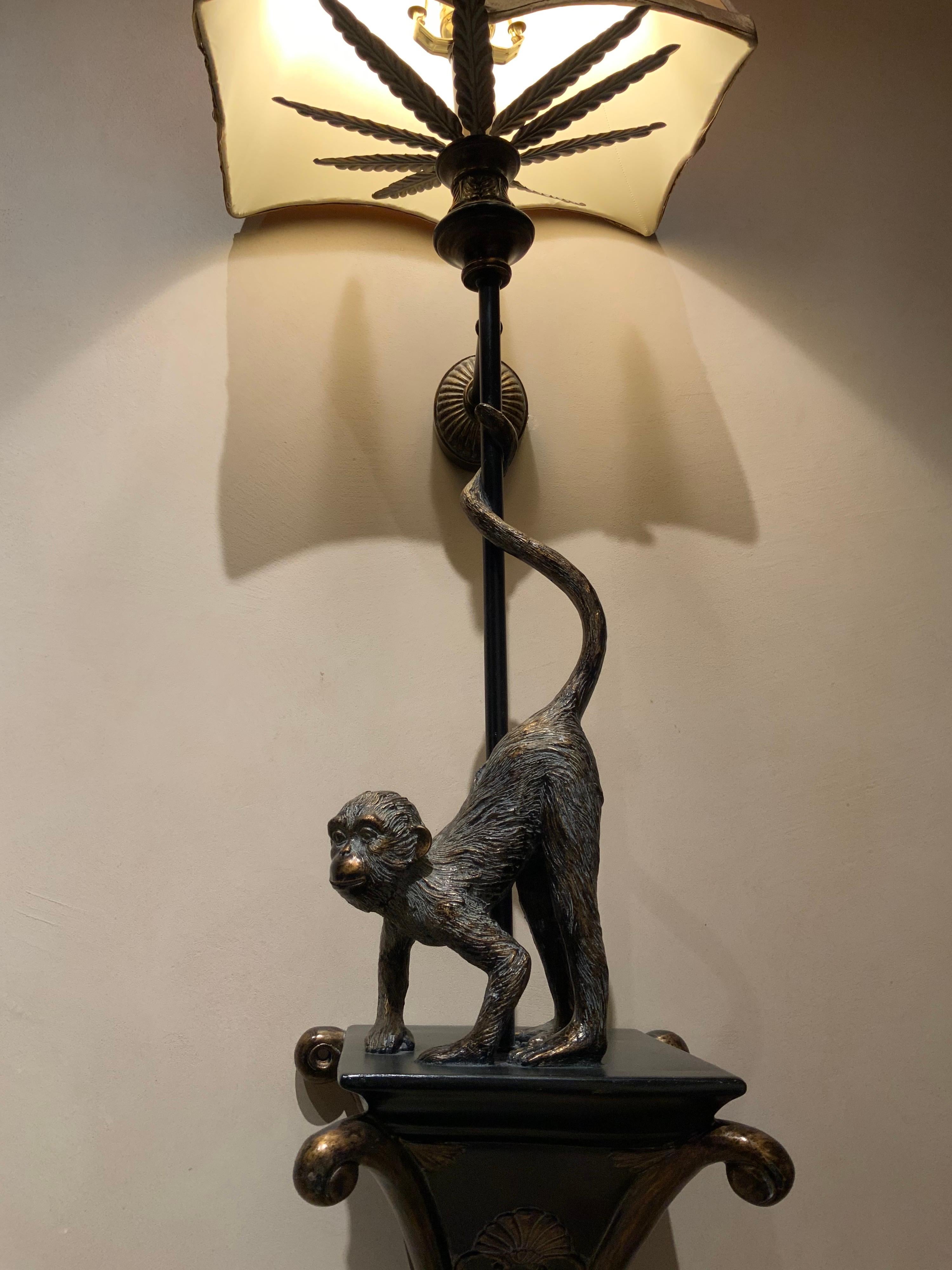 This pair of bronze monkey's lamps origins from France, circa 1990.

 