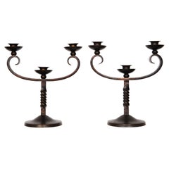 Candelabros de metal