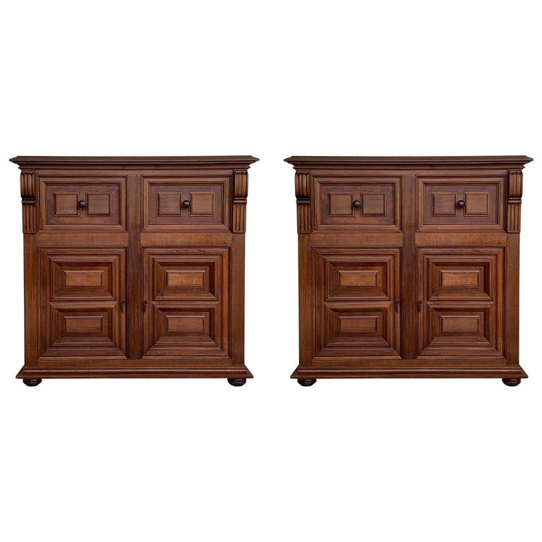20th Century Pair Of Catalan Carved Walnut Tuscan Two Drawers Credenza Or Buffet For Sale At 1stdibs