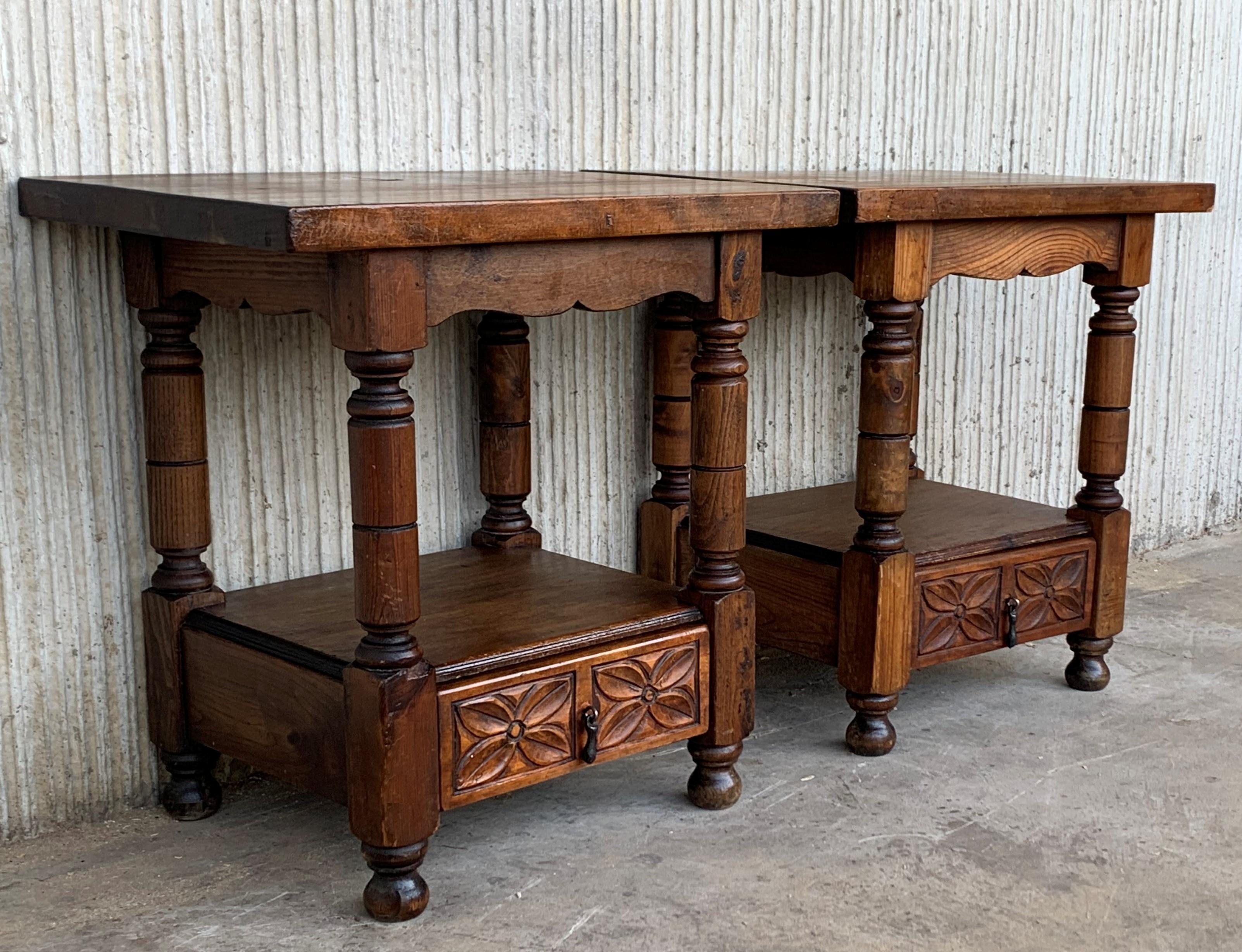 20th Century Pair of Catalan, Spanish Nightstands with Drawers & Low Open Shelf In Good Condition In Miami, FL