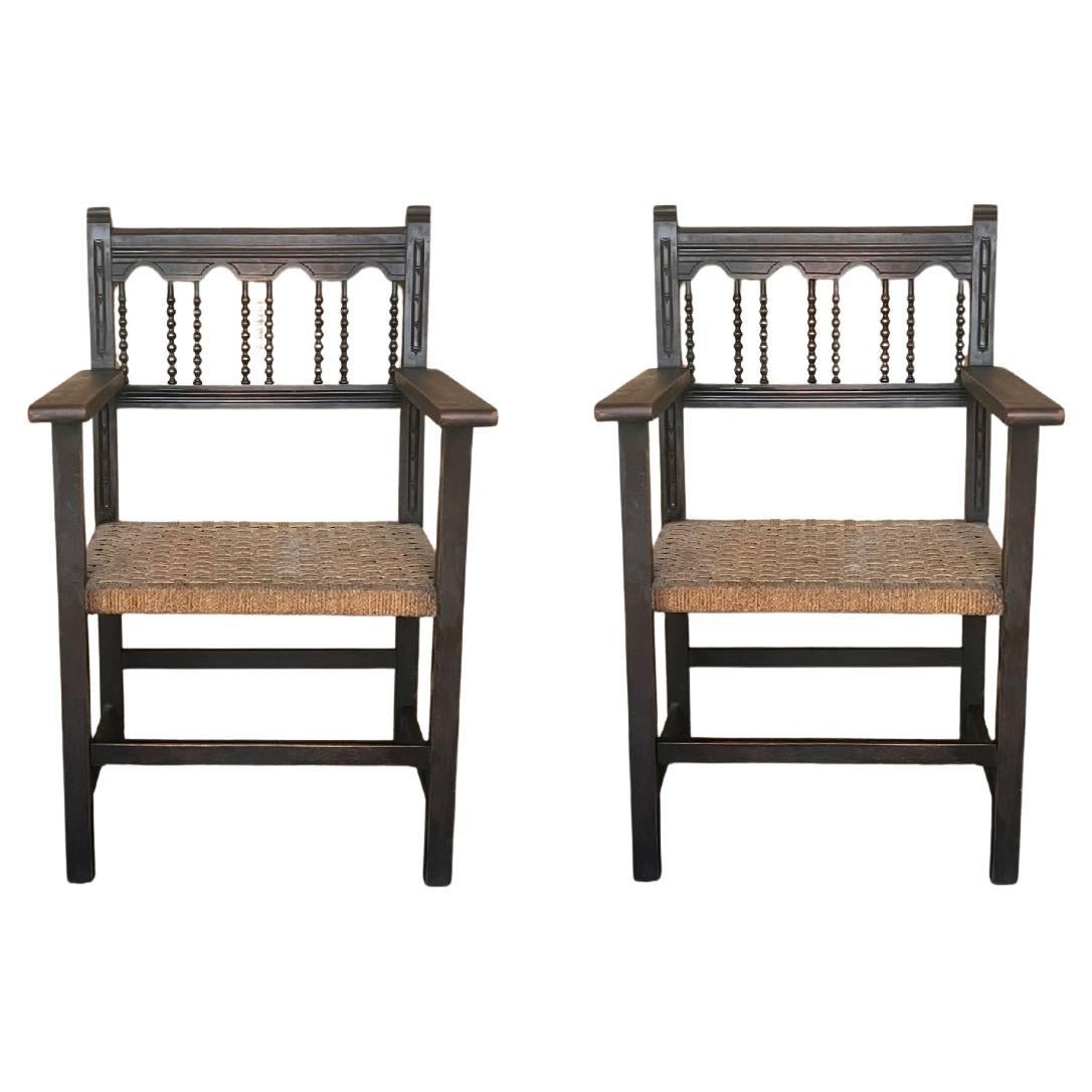 20th Century Pair of Catalan Throne Armchairs in Walnut and Caned Seats