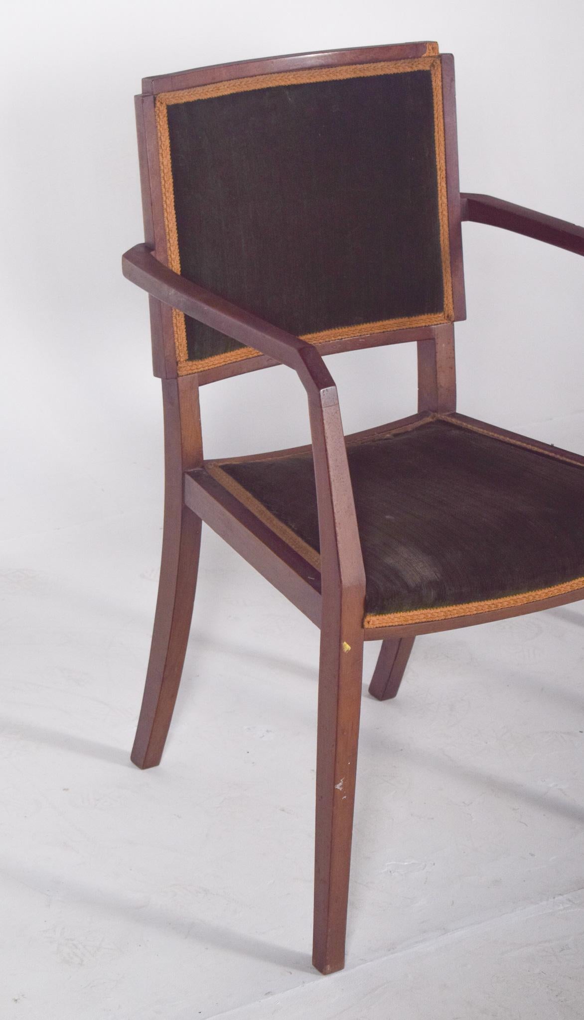 Siglo XX Pareja de sillas con reposabrazos Moderno de mediados de siglo en venta