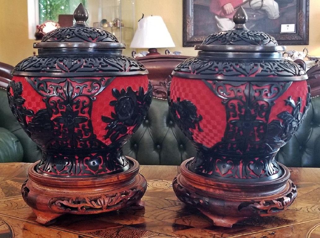 Lacquer 20th Century Pair of Chinese Cinnabar and Enamel Lidded Urns on Stand