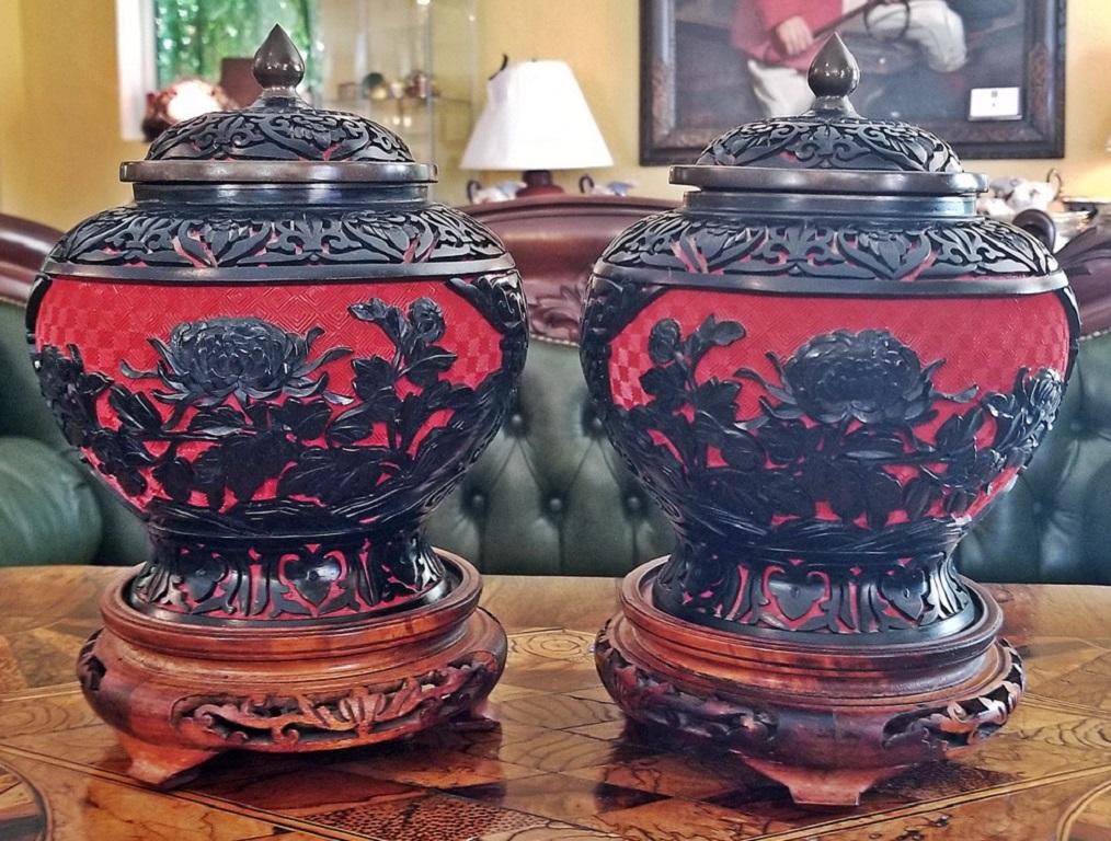 20th Century Pair of Chinese Cinnabar and Enamel Lidded Urns on Stand 2