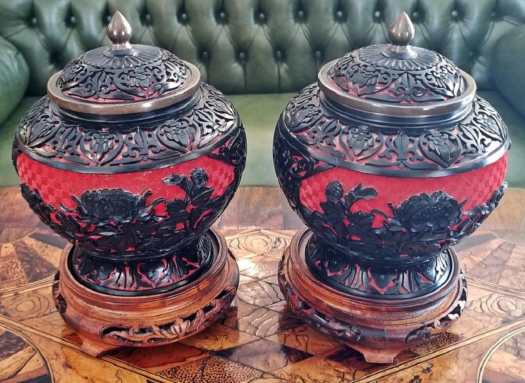 20th Century Pair of Chinese Cinnabar and Enamel Lidded Urns on Stand 3