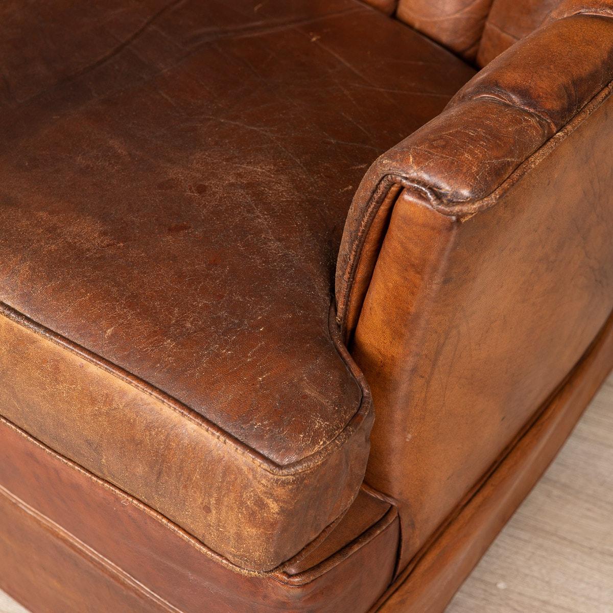 20th Century Pair of Dutch Leather Club Chair 4