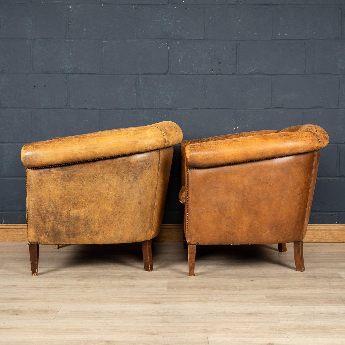 20th Century Pair Of Dutch Leather Club Chairs In Good Condition In Royal Tunbridge Wells, Kent