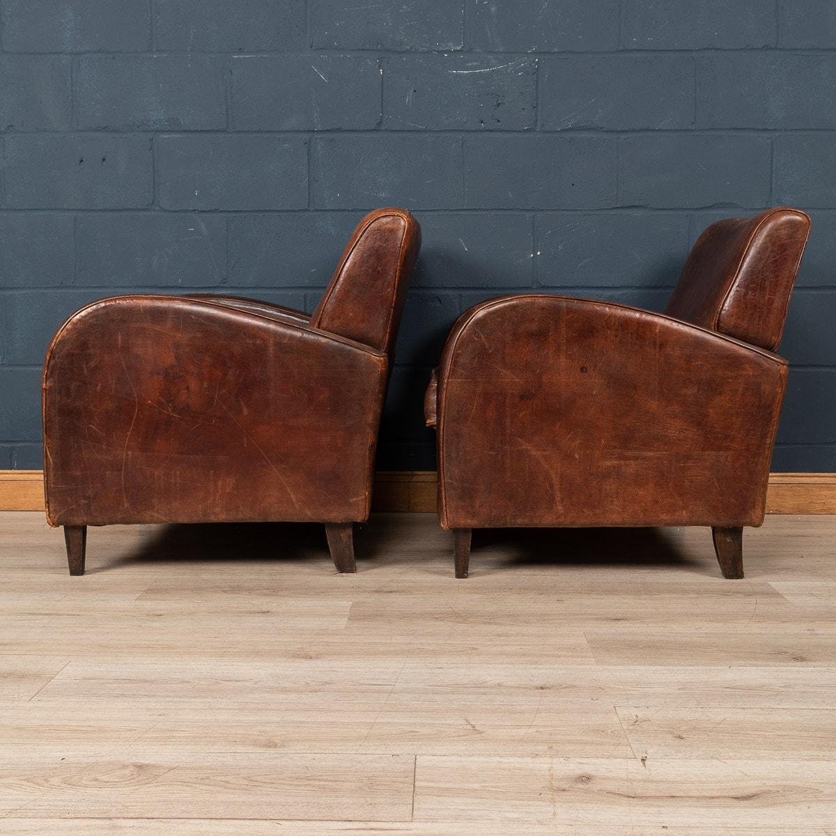 20th Century Pair of Dutch Leather Club Chairs For Sale 2
