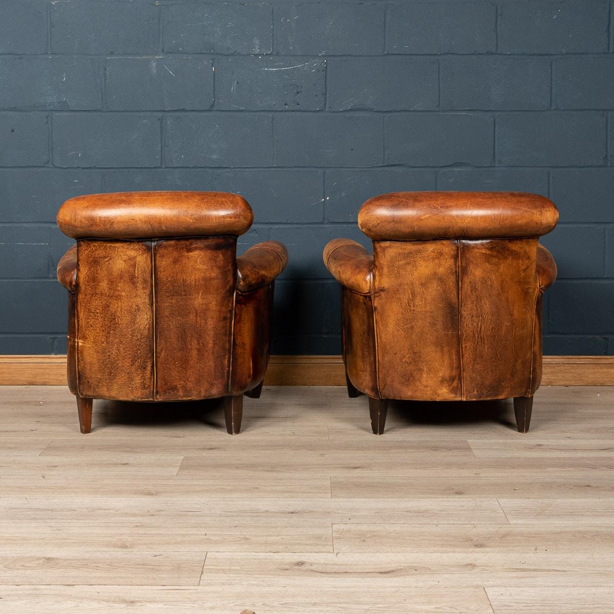 20th Century Pair of Dutch Leather Club Chairs 1