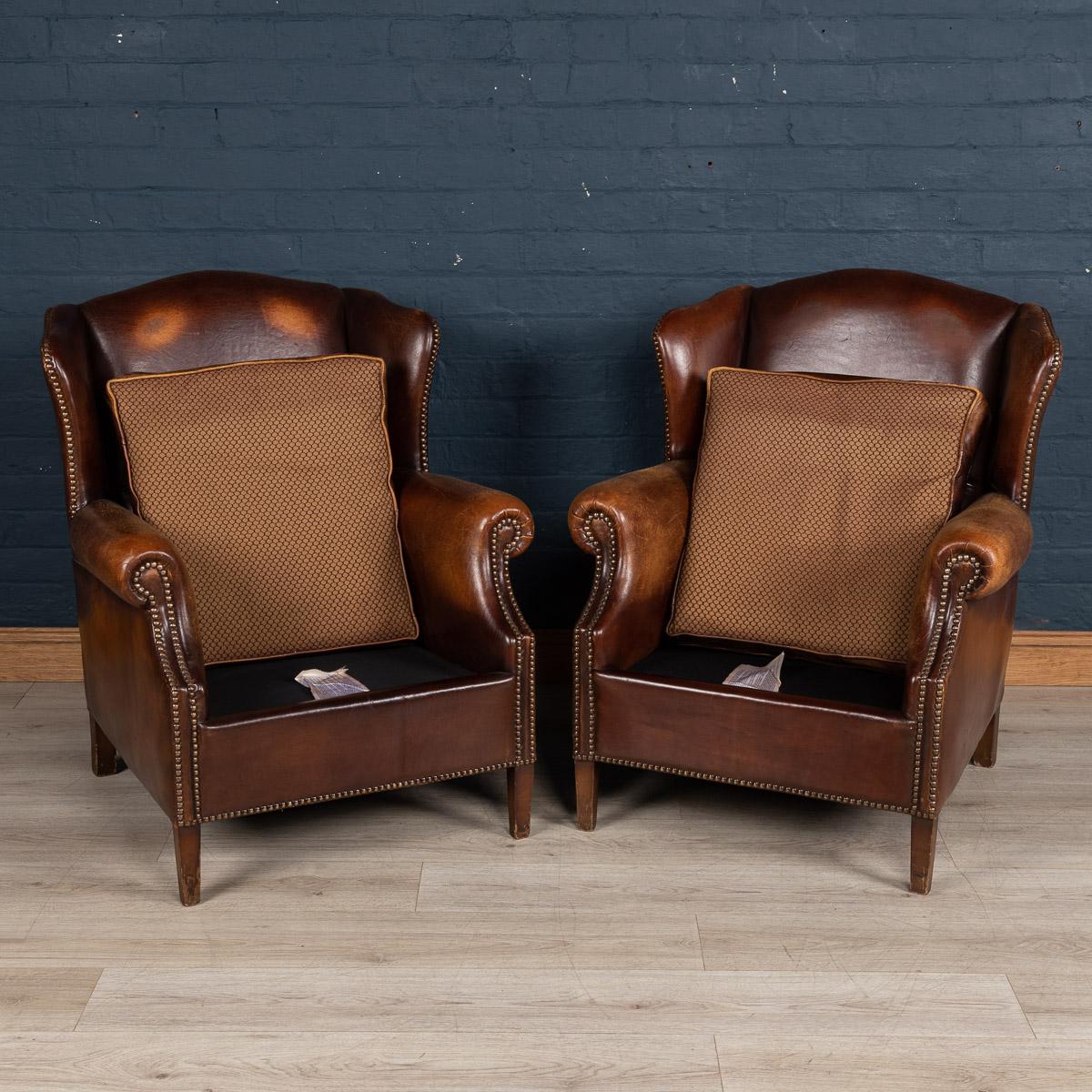 20th Century Pair of Dutch Leather Wing Back Armchairs, circa 1970 3