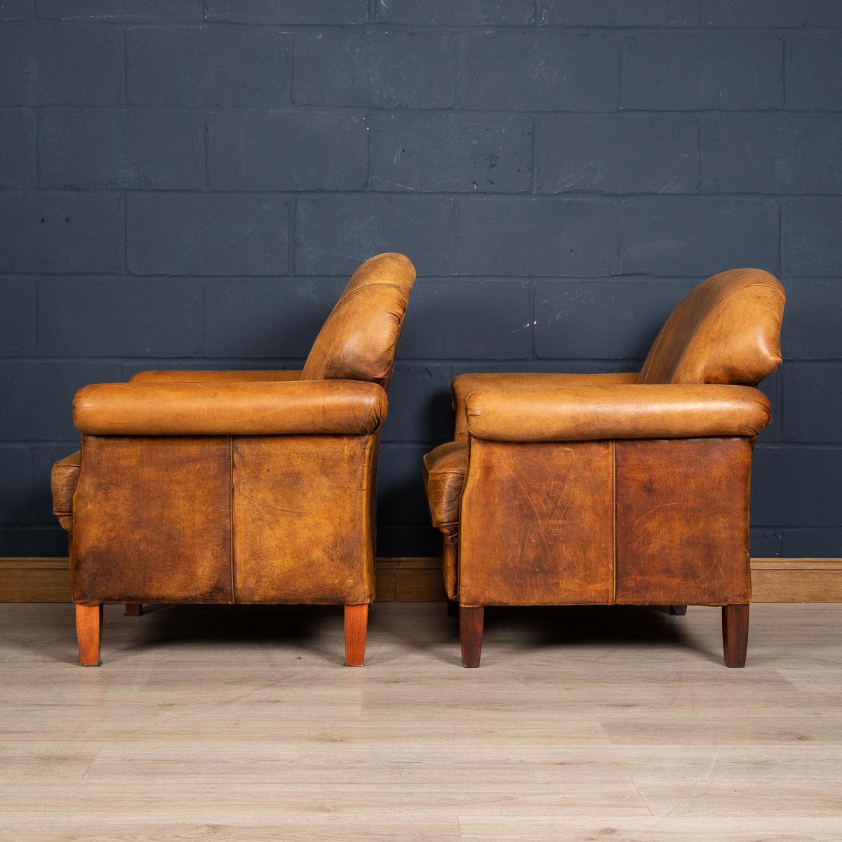 20th Century Pair of Dutch Sheepskin Leather Club Chairs In Good Condition In Royal Tunbridge Wells, Kent