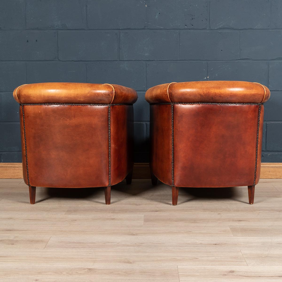 20th Century Pair of Dutch Sheepskin Leather Club Chairs 1