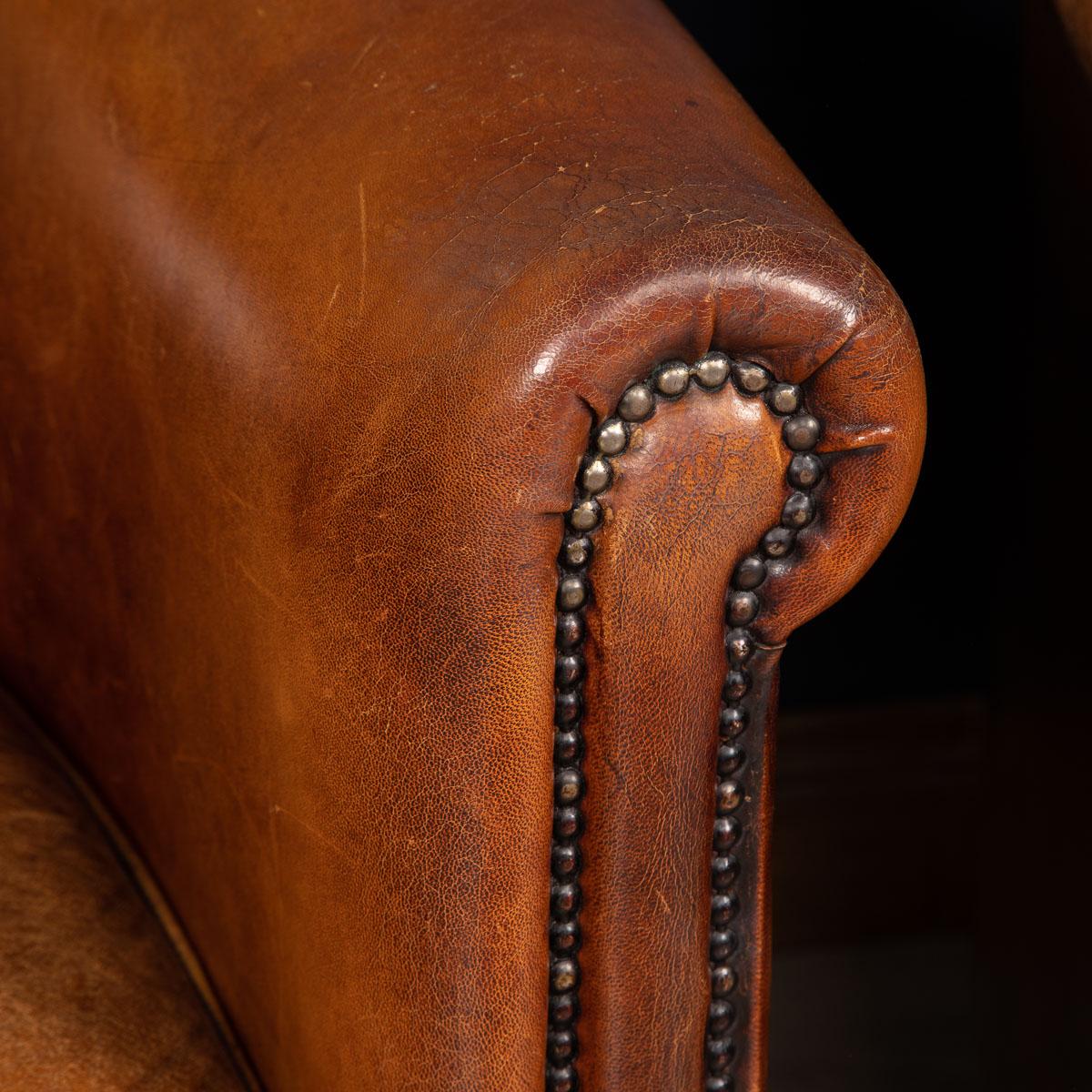 20th Century Pair of Dutch Sheepskin Leather Tub Chairs 4