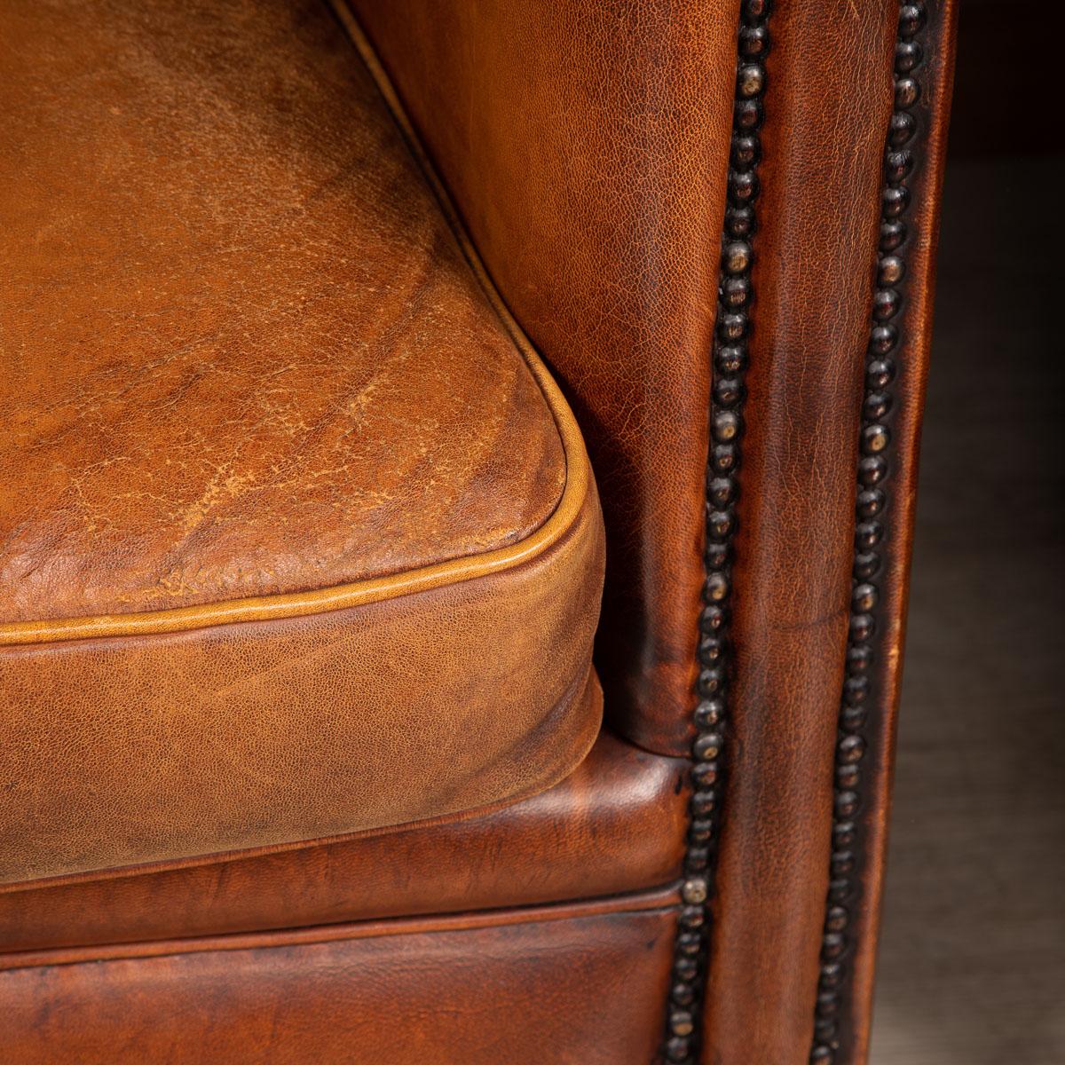 20th Century Pair of Dutch Sheepskin Leather Tub Chairs 3