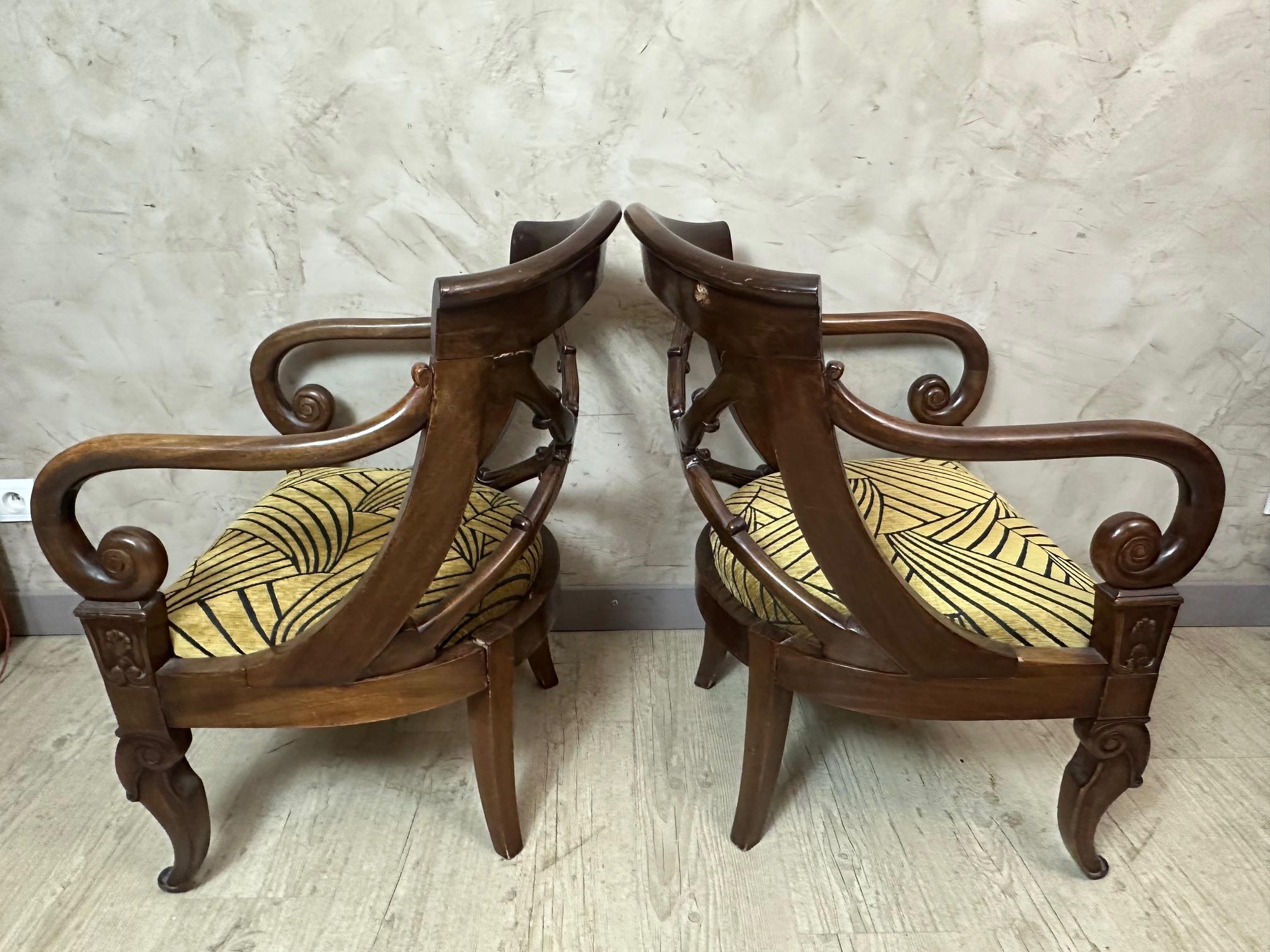 20e siècle Paire de fauteuils anglais, années 1940 en vente 3