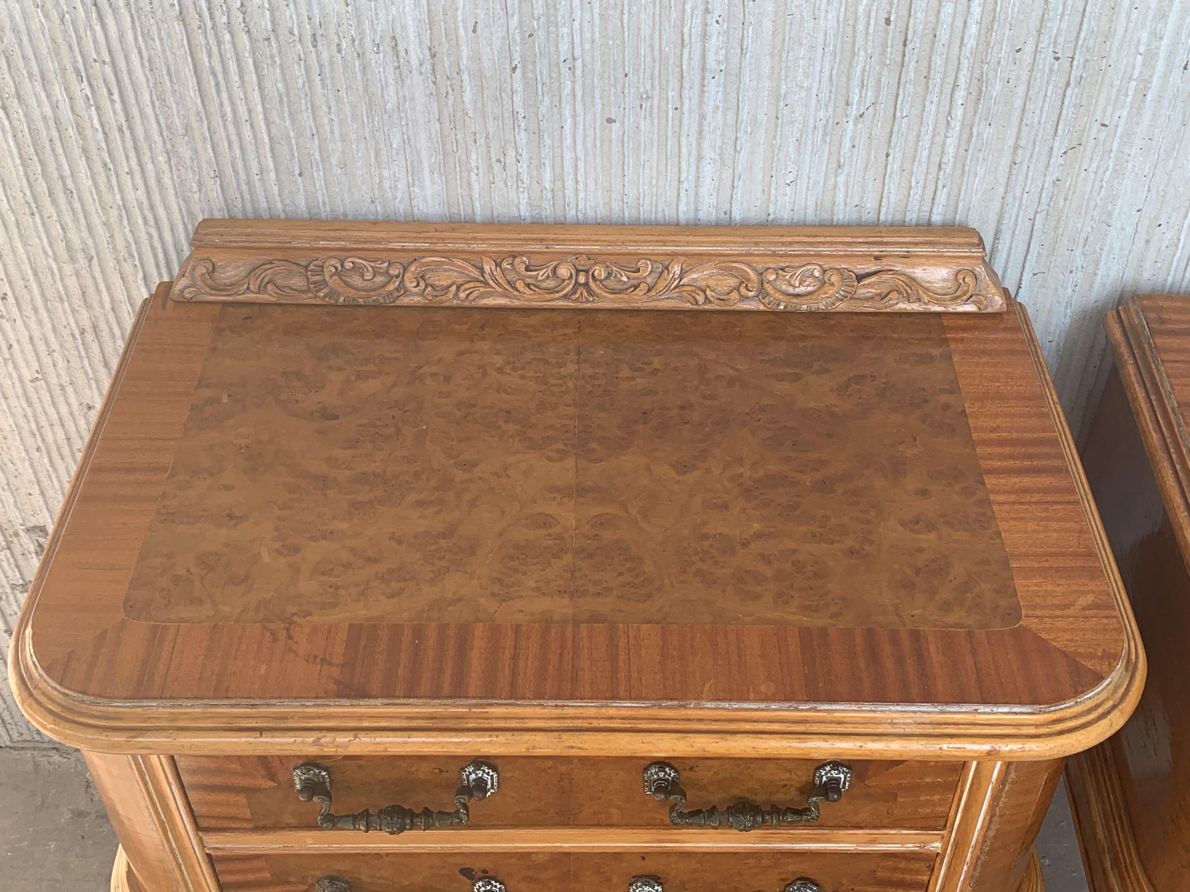 20th Century Pair of French Art Noveau Nighstands with Two Drawers In Good Condition In Miami, FL