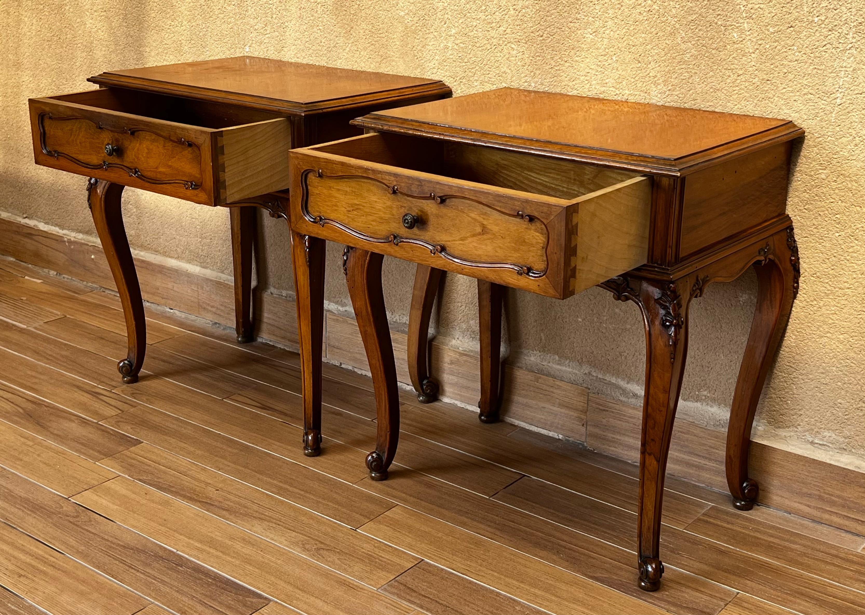19th Century 20th Century Pair of French Nightstands with One-Drawer and Cabriole Legs For Sale