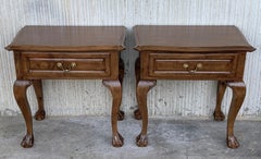 20th Century Pair of French Nightstands with One Drawer and Claw Feet