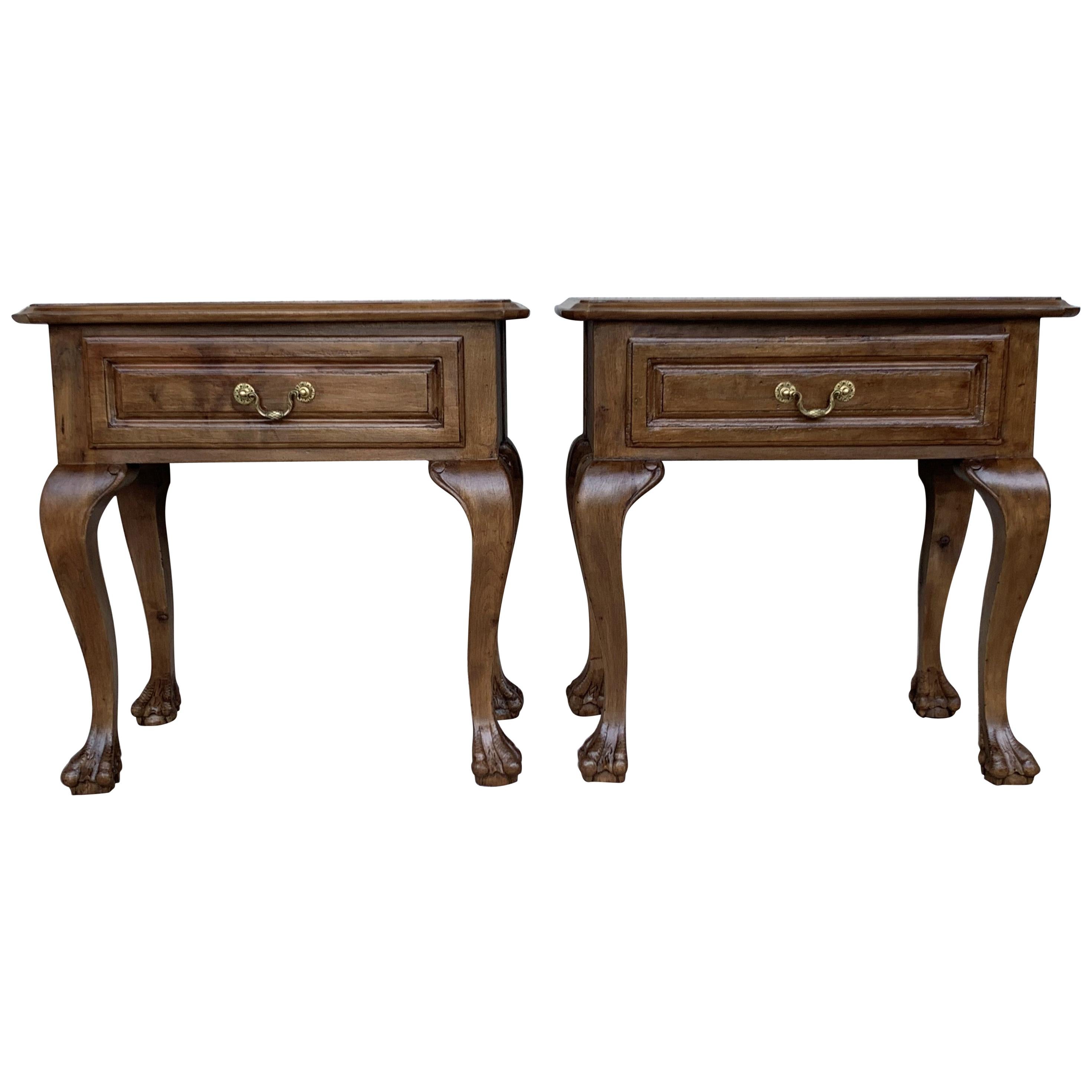 20th Century Pair of French Nightstands with One Drawer and Claw Feet