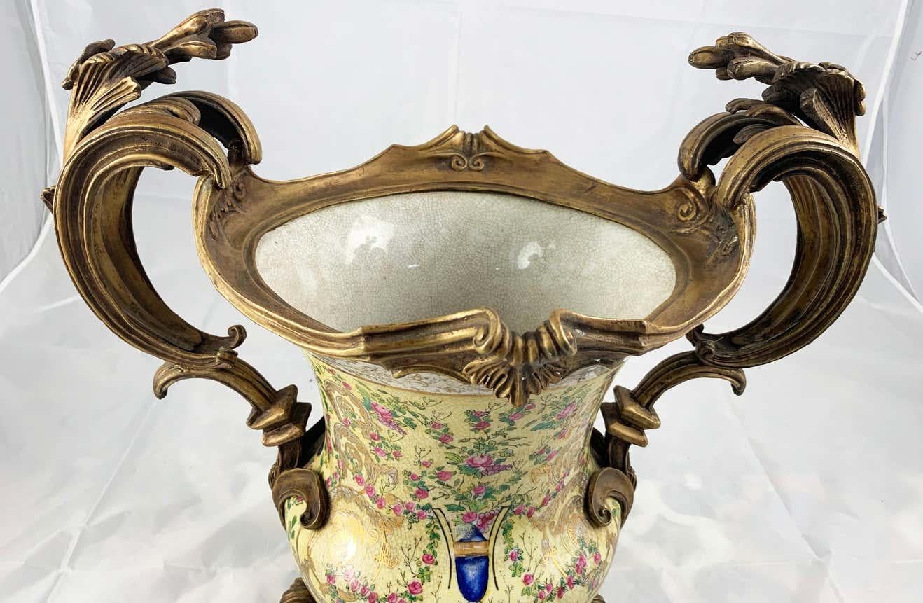 20th Century Pair of French Porcelain and Ormolu-Mounted Twin Handled Urns For Sale 3
