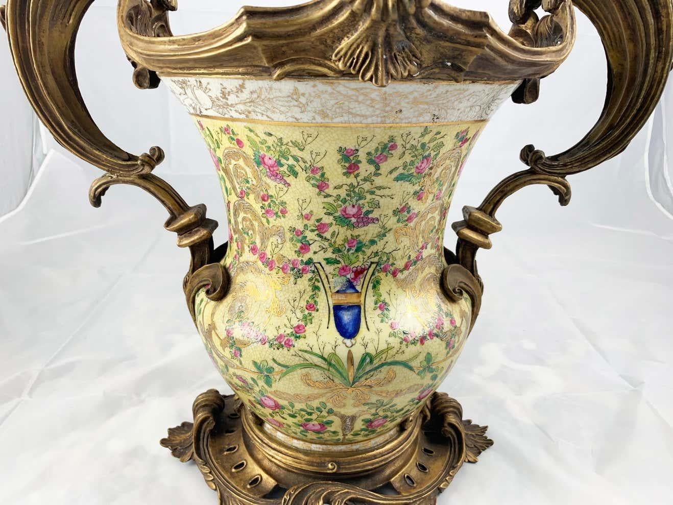 20th Century Pair of French Porcelain and Ormolu-Mounted Twin Handled Urns For Sale 4