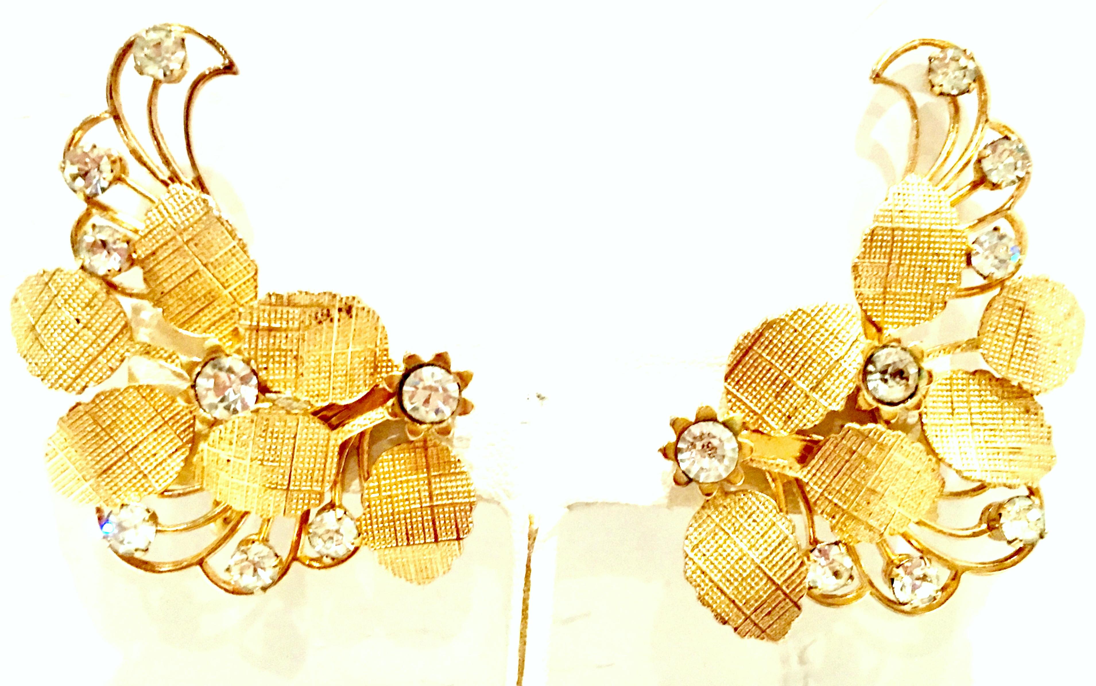 20th Century Pair Of Gold & Austrian Crystal Abstract Floral Earrings In Good Condition For Sale In West Palm Beach, FL