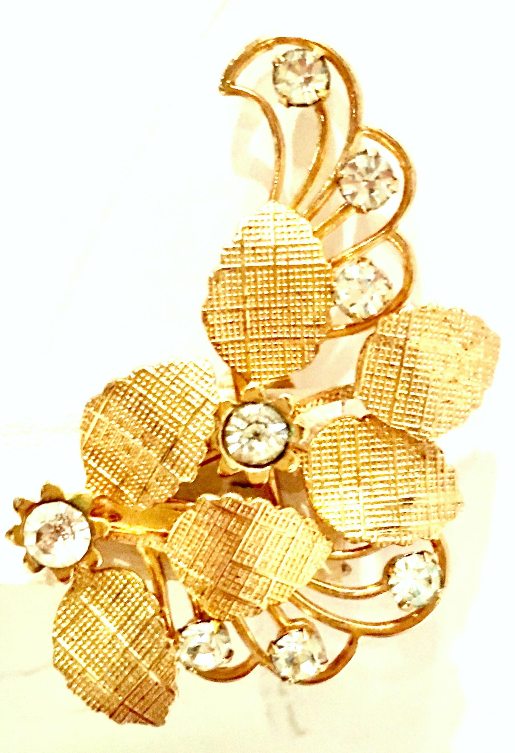 20th Century Pair Of Gold & Austrian Crystal Abstract Floral Earrings For Sale 2