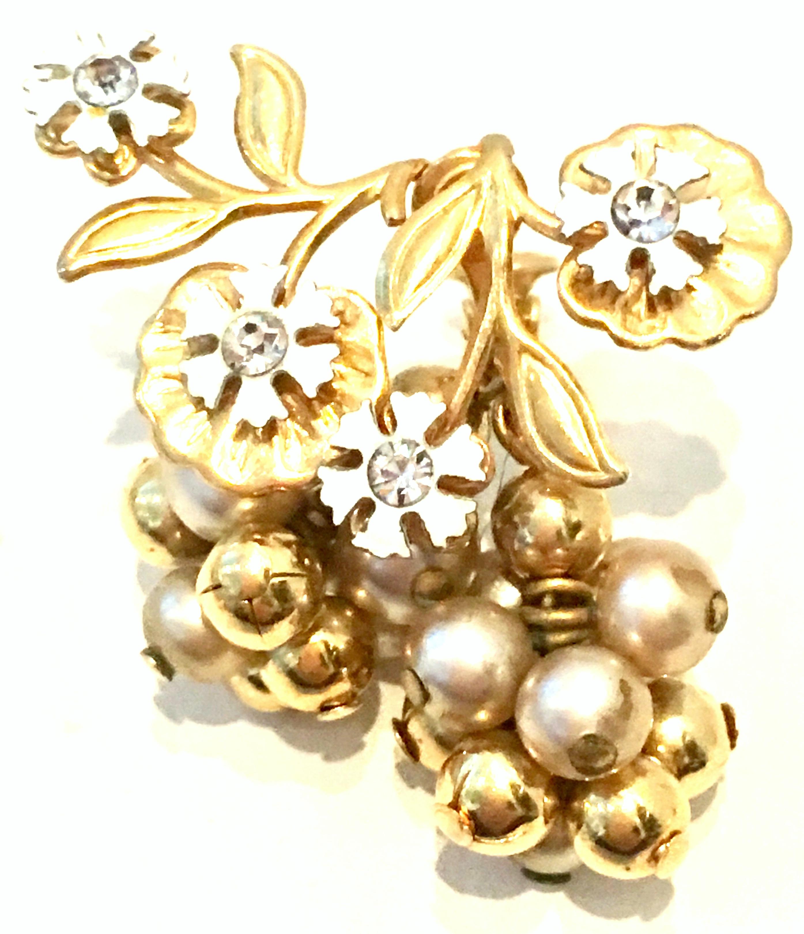 20th Century Pair Of Gold Enamel & Faux Pearl Dangle Floral Earrings For Sale 2