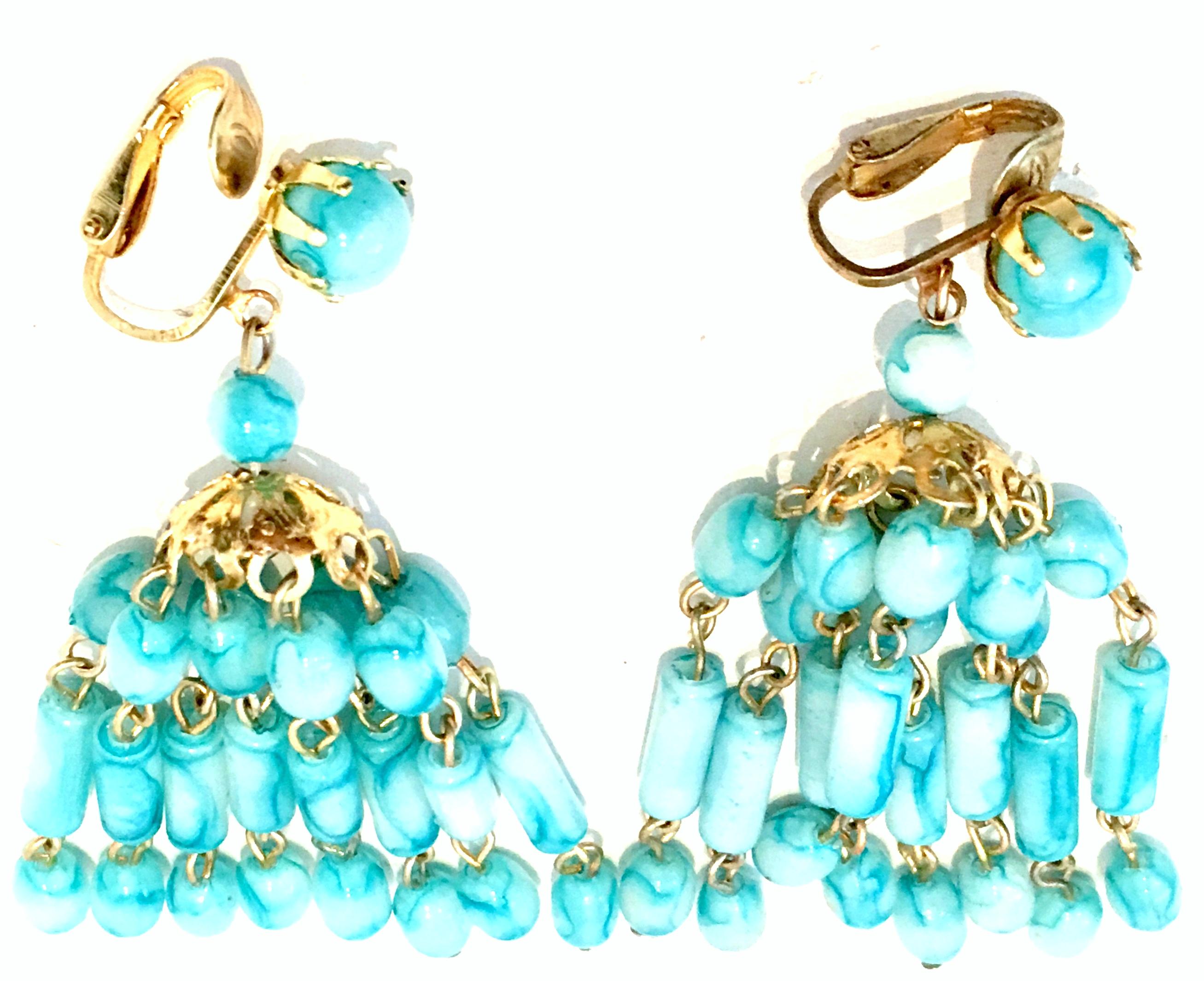 20th Century Pair Of Gold & Lucite Bead Dangle Earrings-Hong Kong In Good Condition For Sale In West Palm Beach, FL