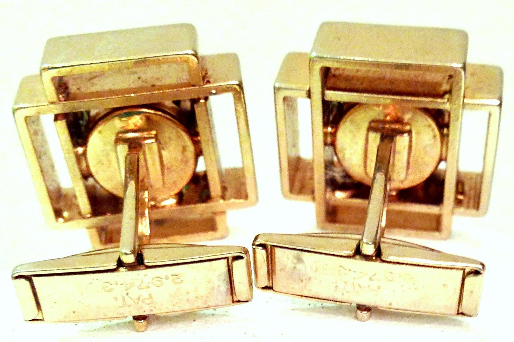 20th Century Pair Of Gold Plate & Austrian Crystal Geometric Cufflinks For Sale 4