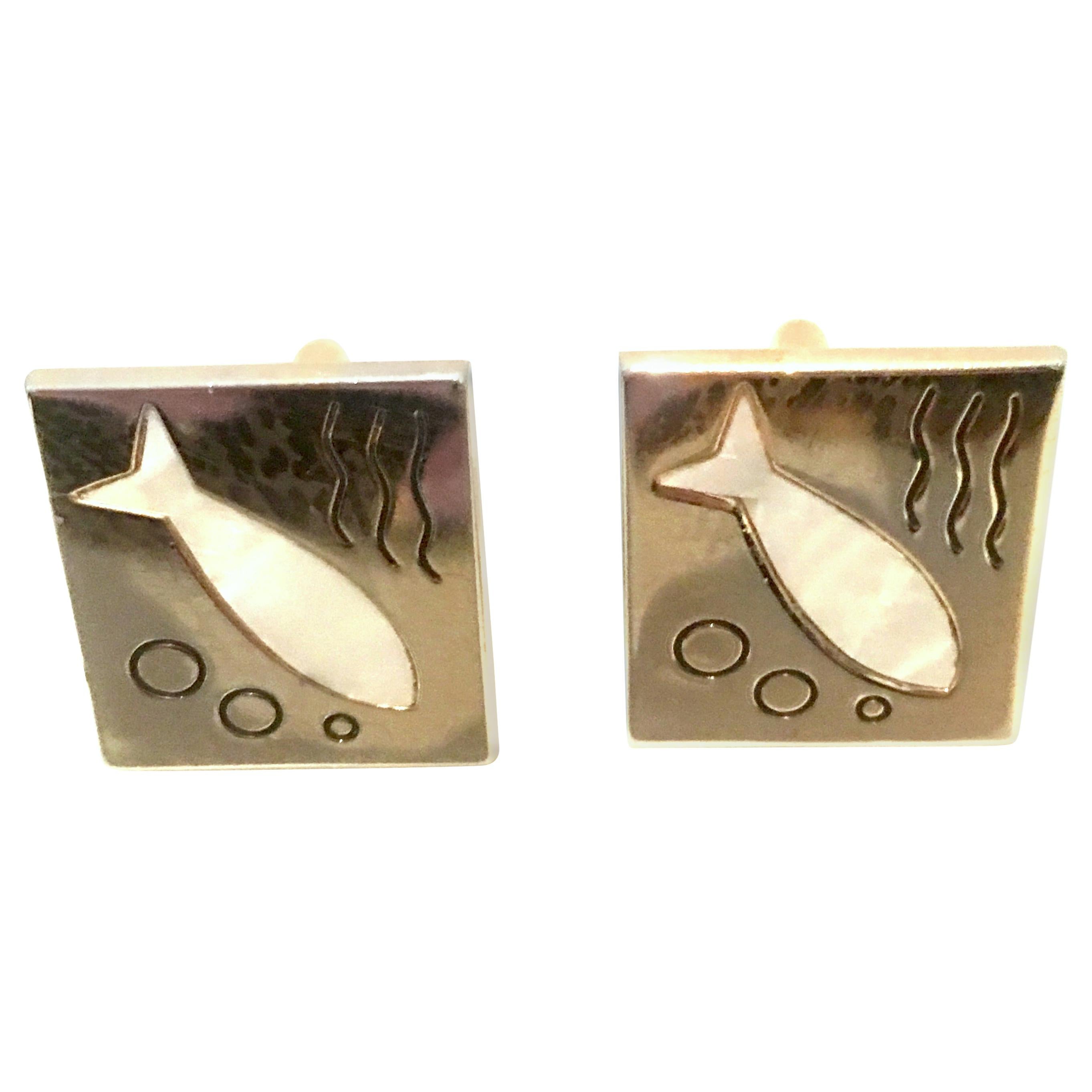 20th Century Pair Of Gold Plate & Mother Of Pearl "Fish" Cufflinks By, Swank