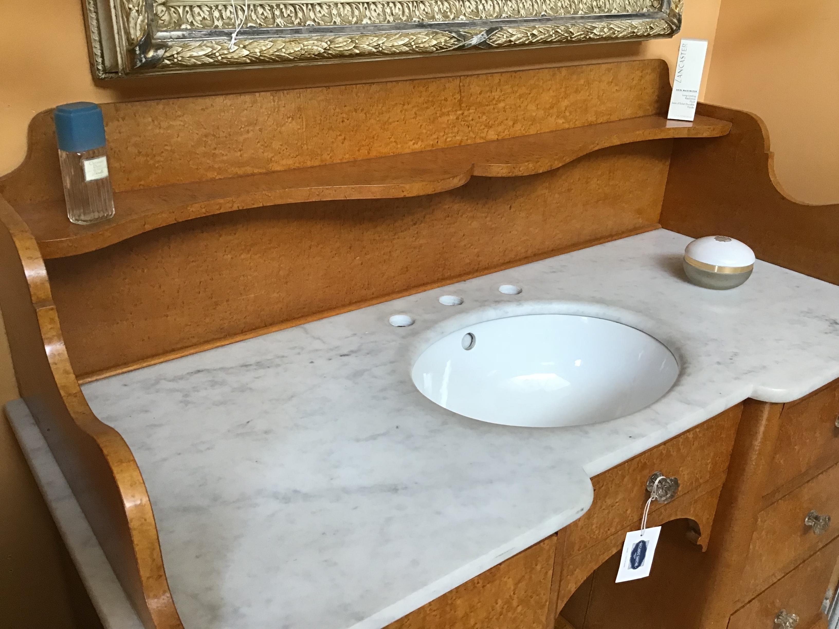 20th Century Pair of Italian Brier-Root Veneer with Carrara Marble Wash Cabinets For Sale 1