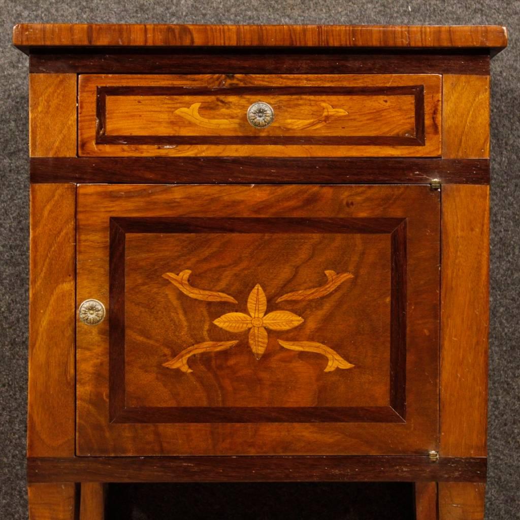 20th Century Pair of Italian Inlaid Wooden Bedside Tables in Louis XVI Style In Good Condition In Vicoforte, Piedmont