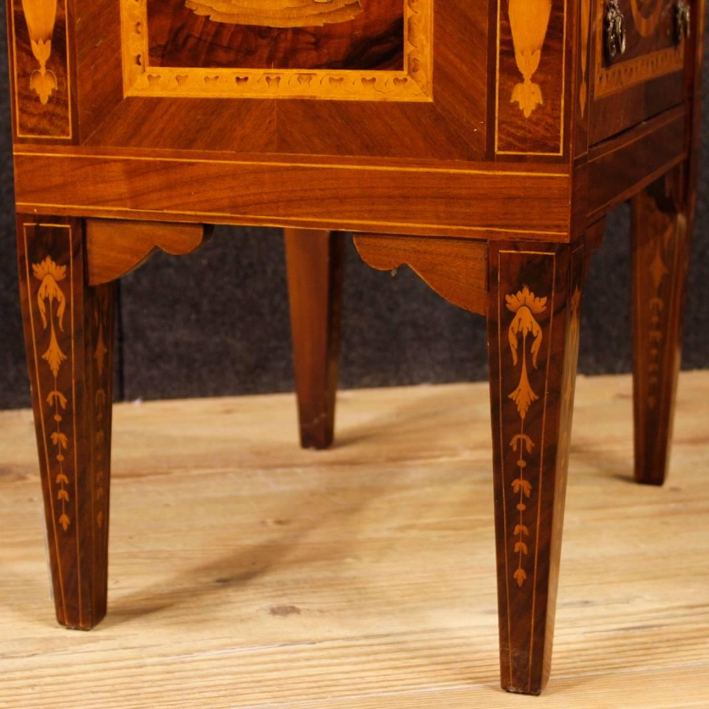 20th Century Pair of Italian Inlaid Wooden Bedside Tables in Louis XVI Style 1