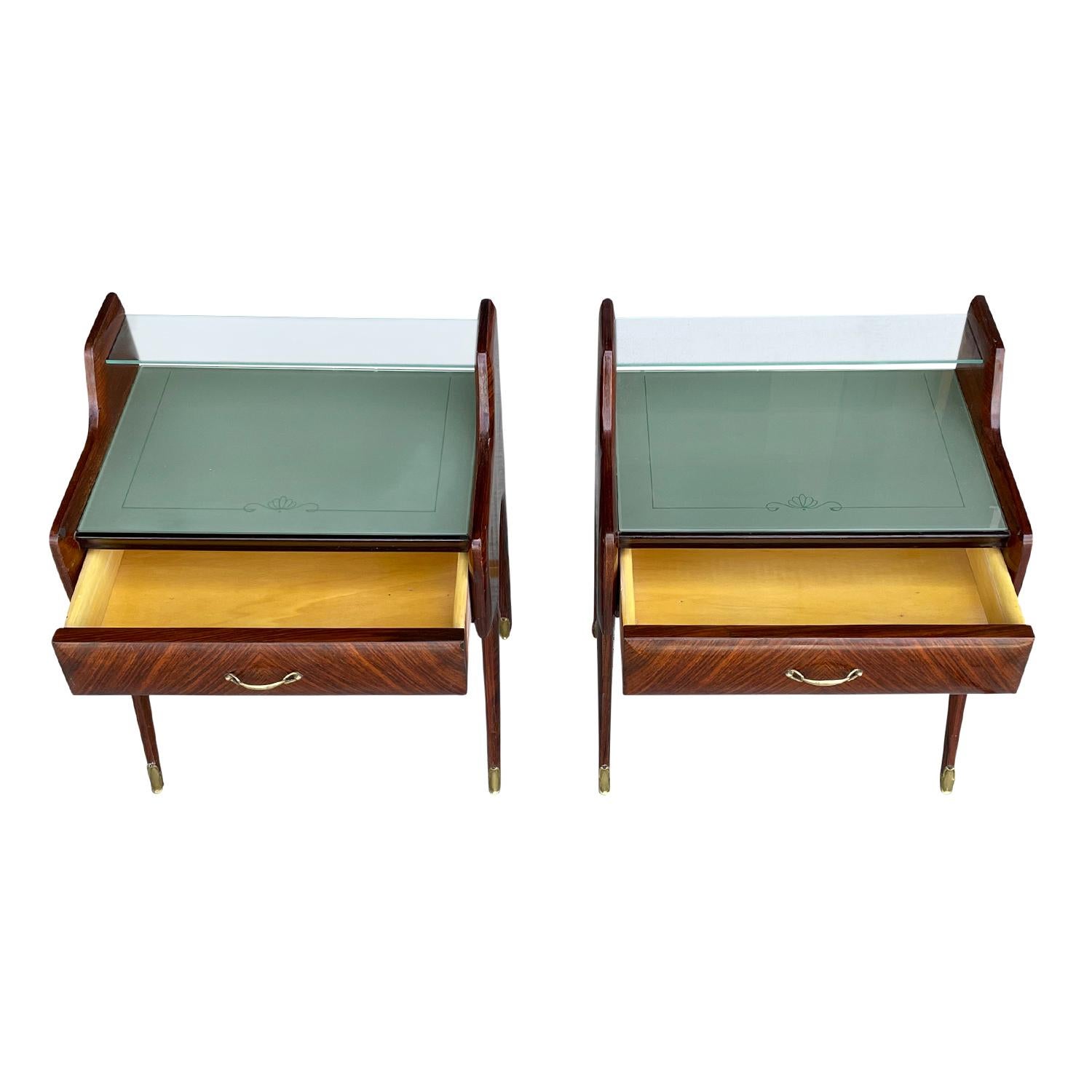 20th Century Pair of Italian Nightstands, Rosewood Side Tables by Paolo Buffa In Good Condition In West Palm Beach, FL