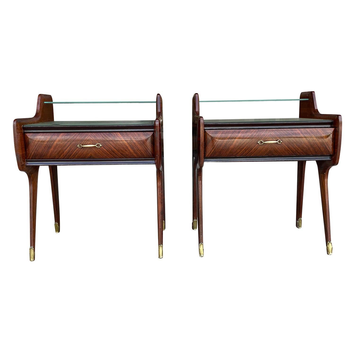 20th Century Pair of Italian Nightstands, Rosewood Side Tables by Paolo Buffa