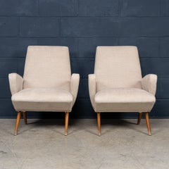 Paire de fauteuils italiens Off-White du 20e siècle par Nino Zoncada c.1950
