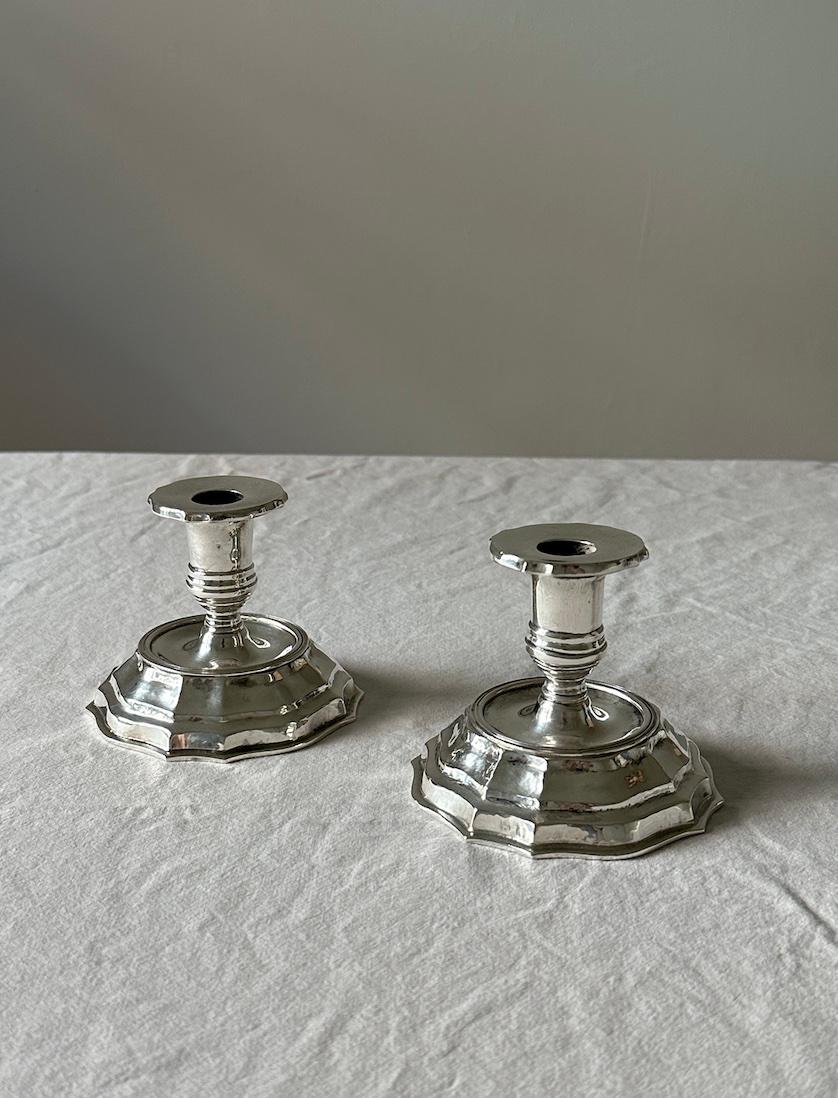 20th Century Pair of Italian Silver Candlesticks Milan  In Good Condition For Sale In New York, NY
