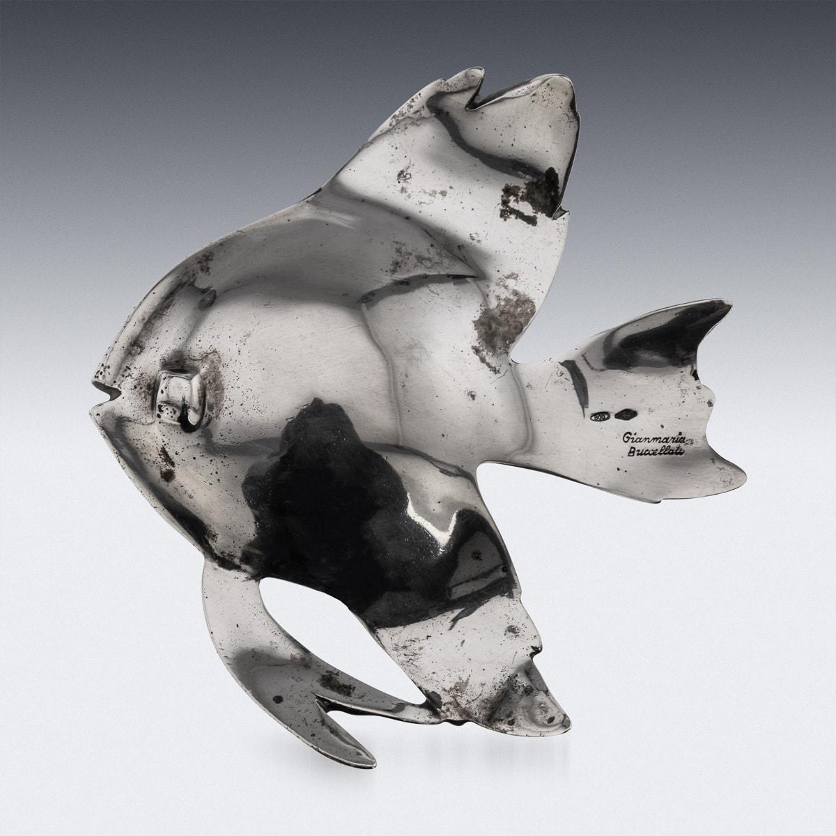 20th Century Pair Of Italian Solid Silver Fish Dishes, Gianmaria Buccellati 8