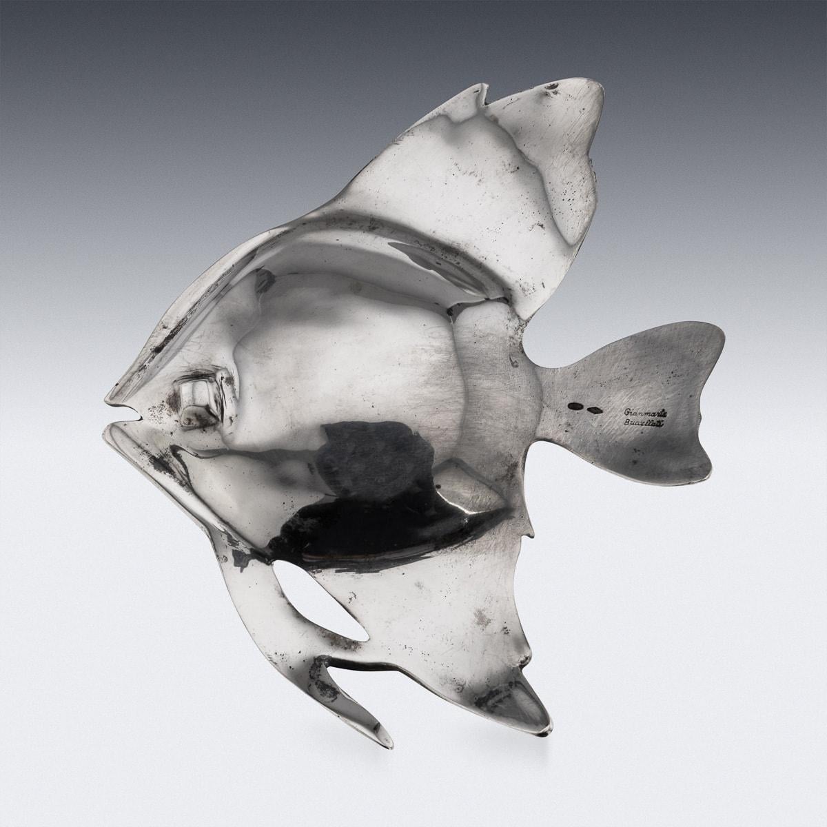 20th Century Pair Of Italian Solid Silver Fish Dishes, Gianmaria Buccellati In Good Condition For Sale In Royal Tunbridge Wells, Kent