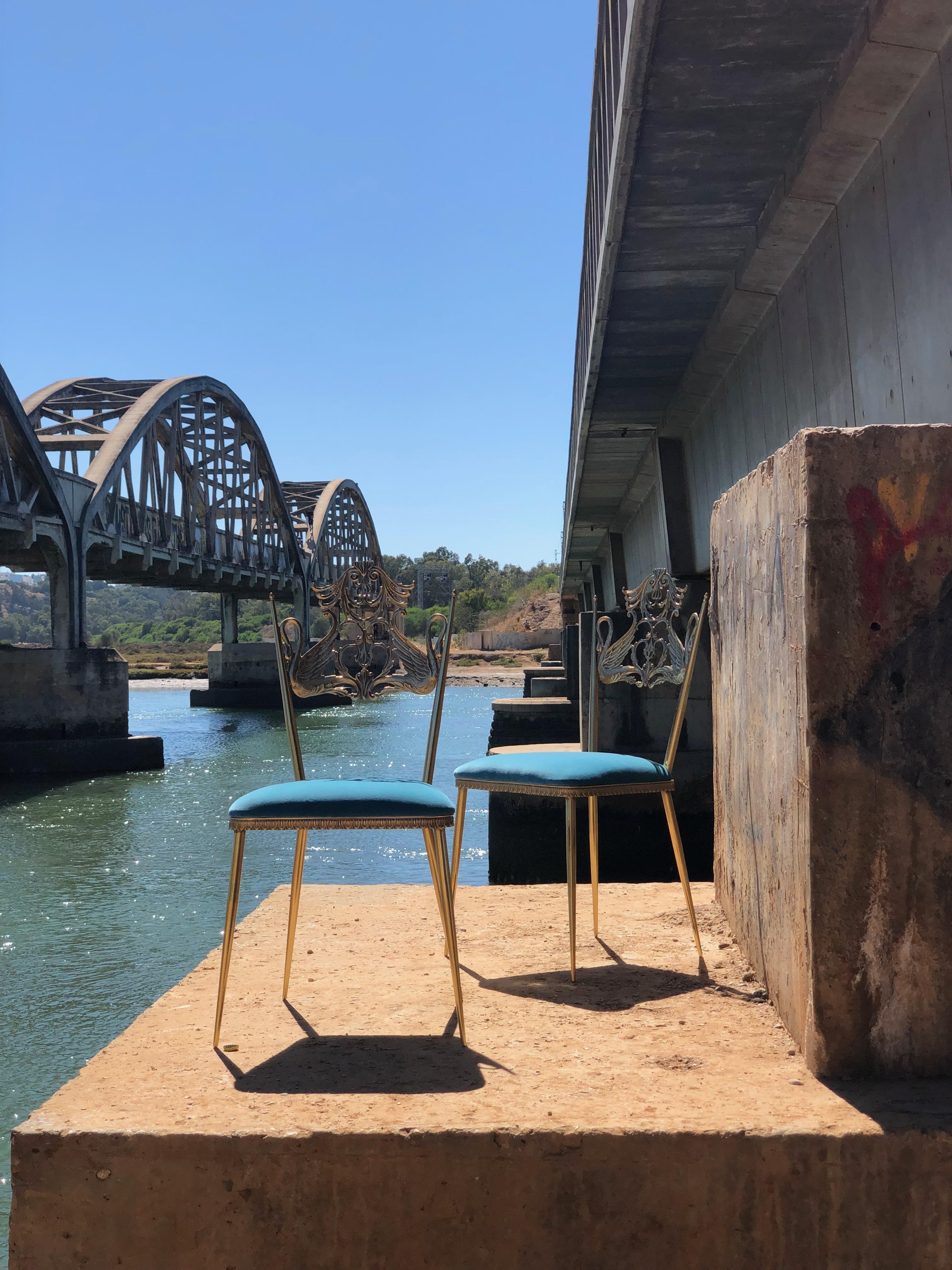 vintage swan chair