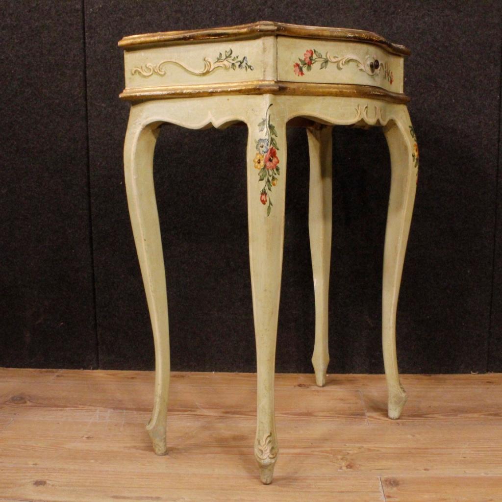 20th Century Pair of Lacquered and Painted Wood Venetian Bedside Tables, 1960 In Fair Condition In Vicoforte, Piedmont