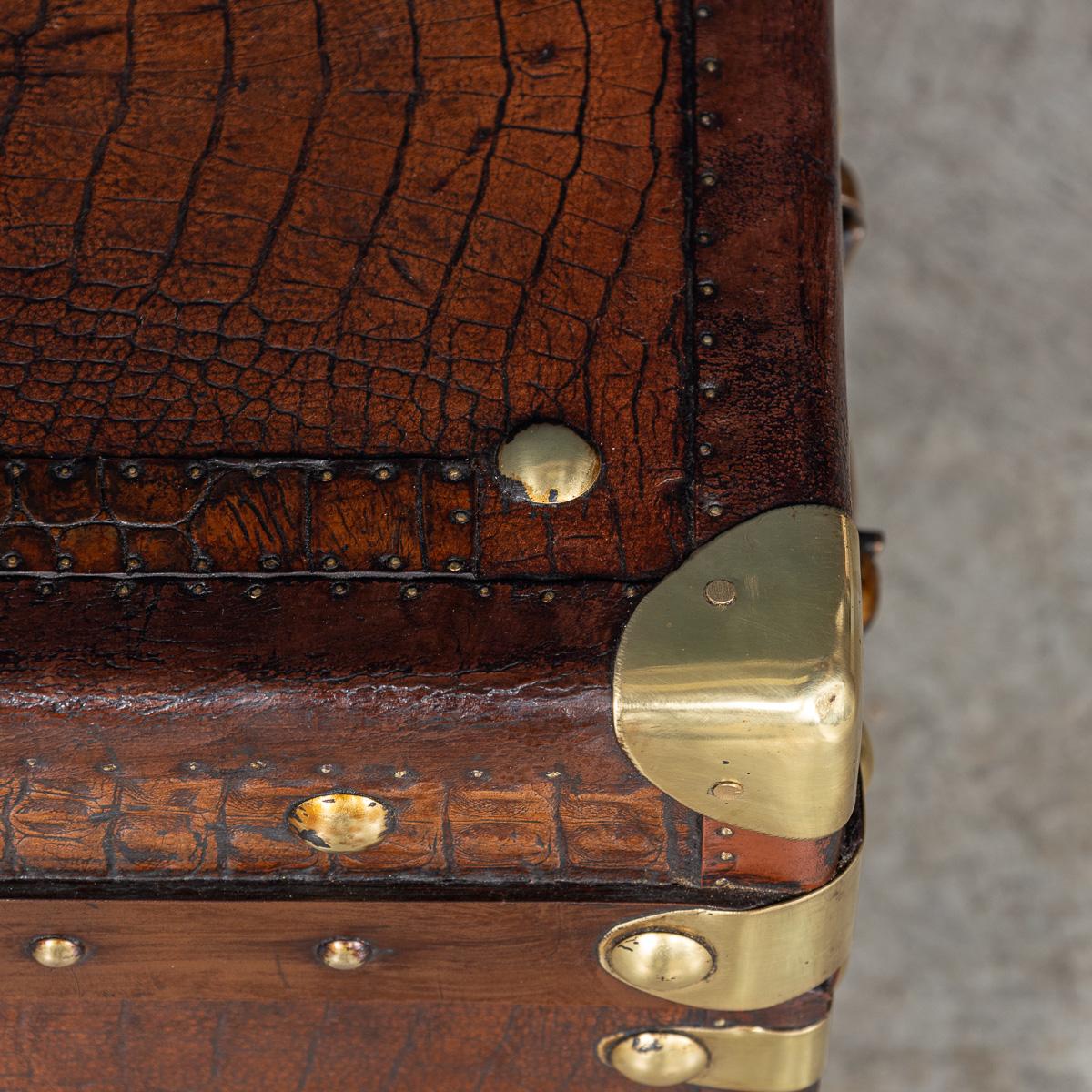 20th Century Pair Of Leather Clad English Army / Navy Style Trunks For Sale 9