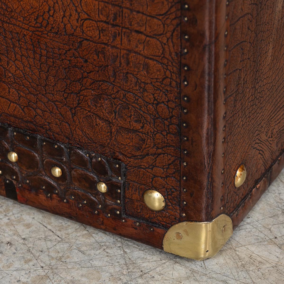 20th Century Pair Of Leather Clad English Army / Navy Style Trunks For Sale 12