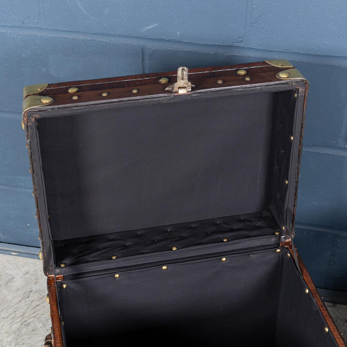 20th Century Pair Of Leather Clad English Army / Navy Style Trunks For Sale 3