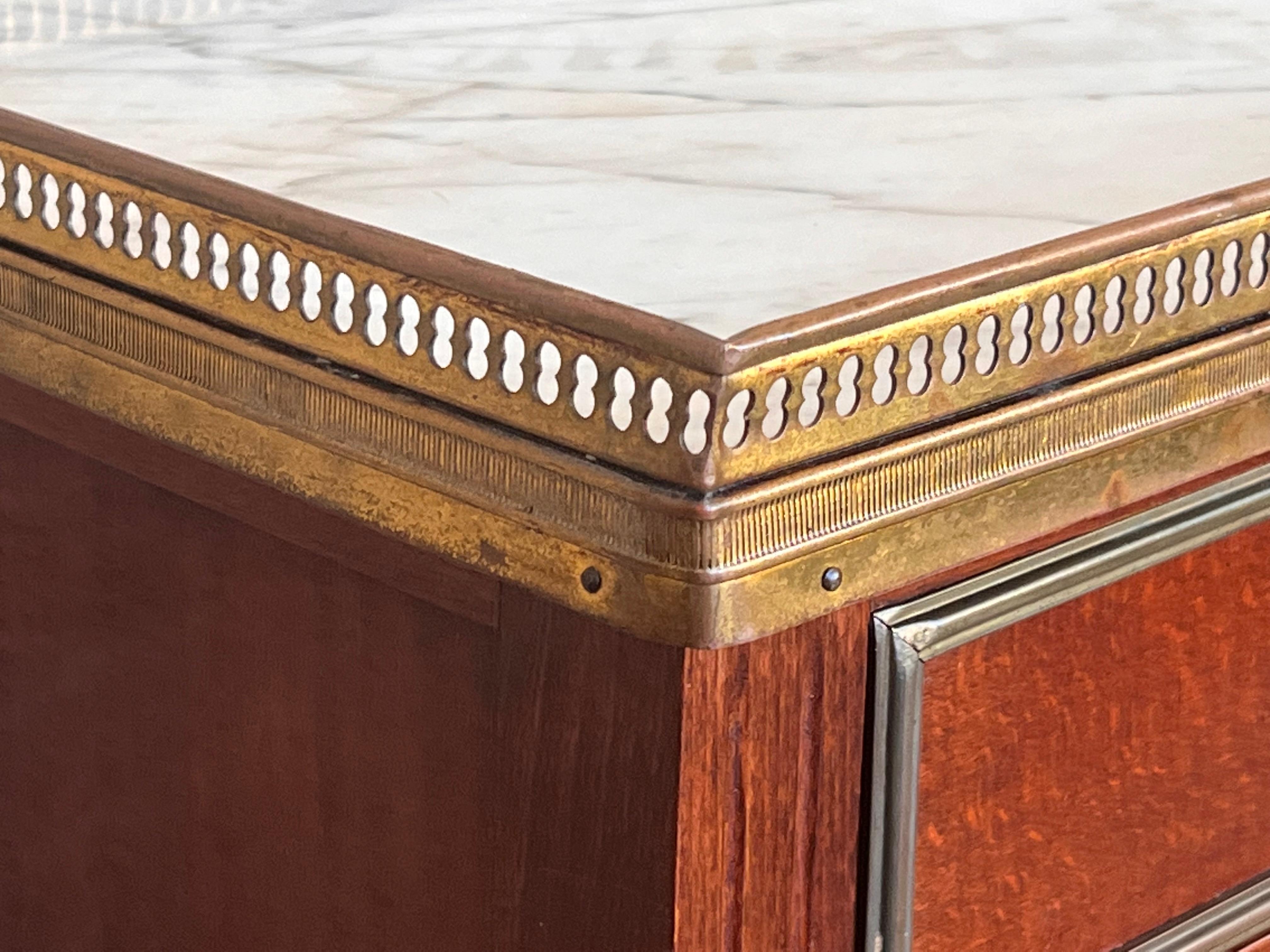 20th Century Pair of Louis XVI Style Marble-Top, Bronze and Walnut Nightstands For Sale 3