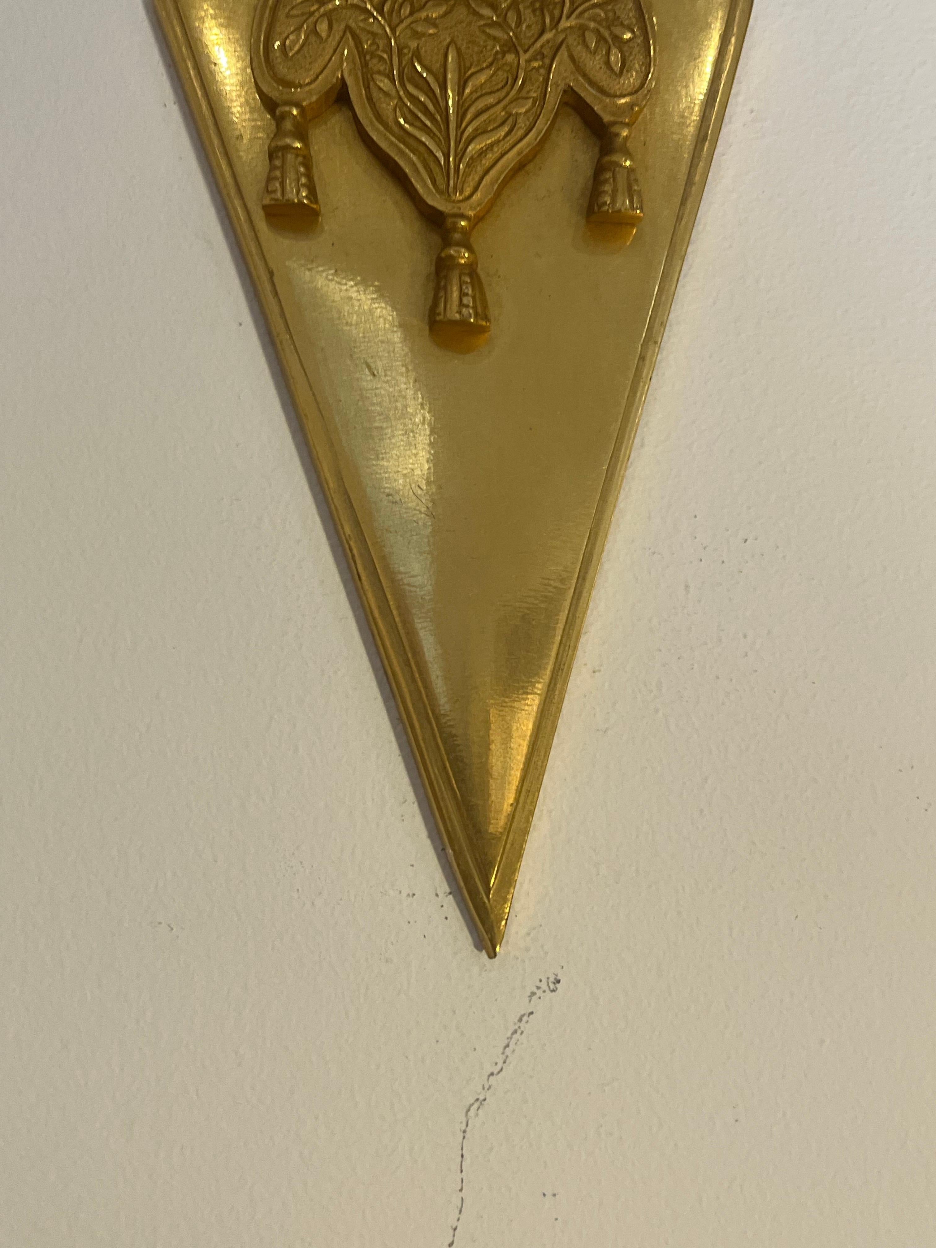 20. Jahrhundert Paar Maison Bagues Ormolu-Kerzenleuchter (Vergoldet) im Angebot