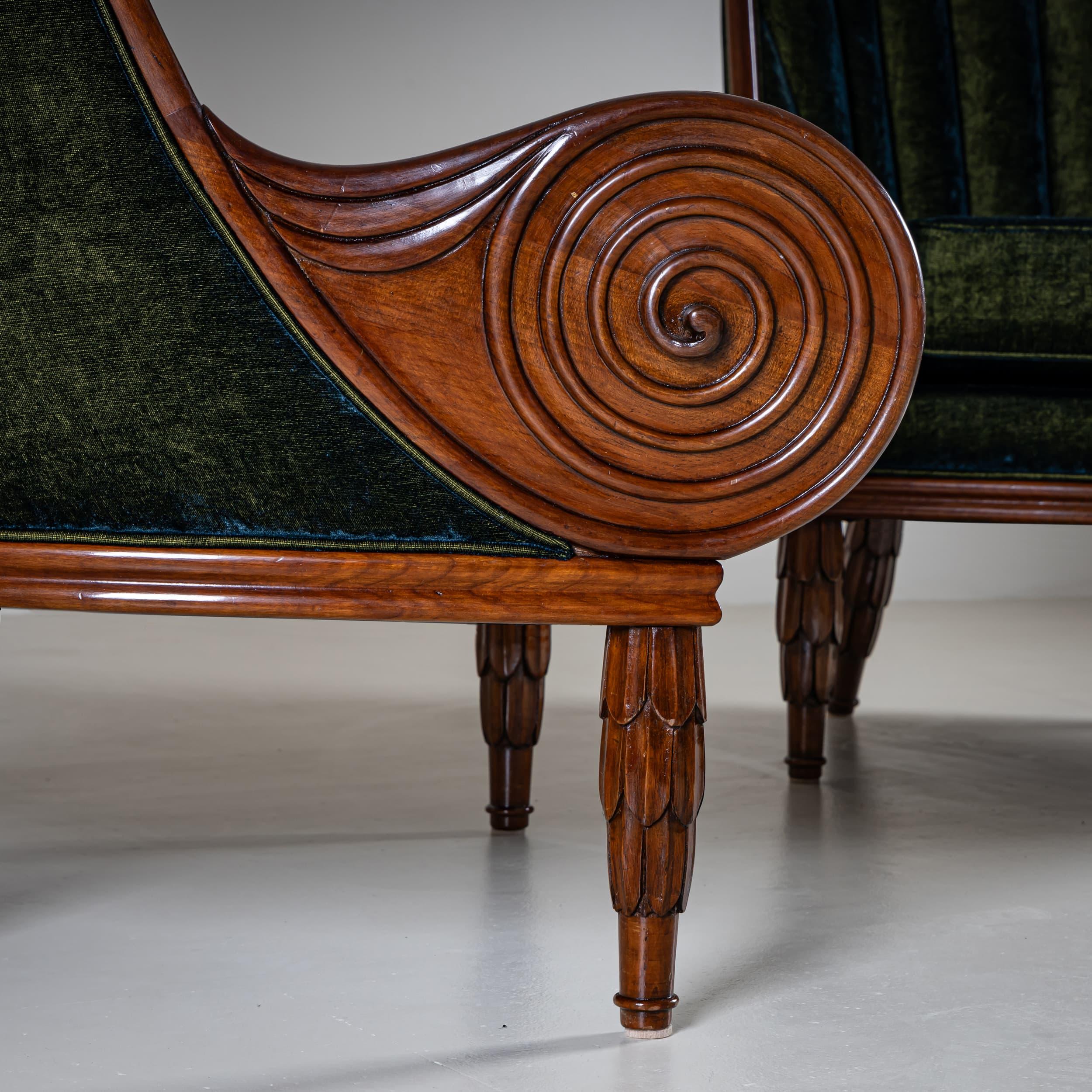 Italian 20th Century Pair of ‘Nautilus’ Armchairs by Paul Iribe for Annibale Colombo For Sale